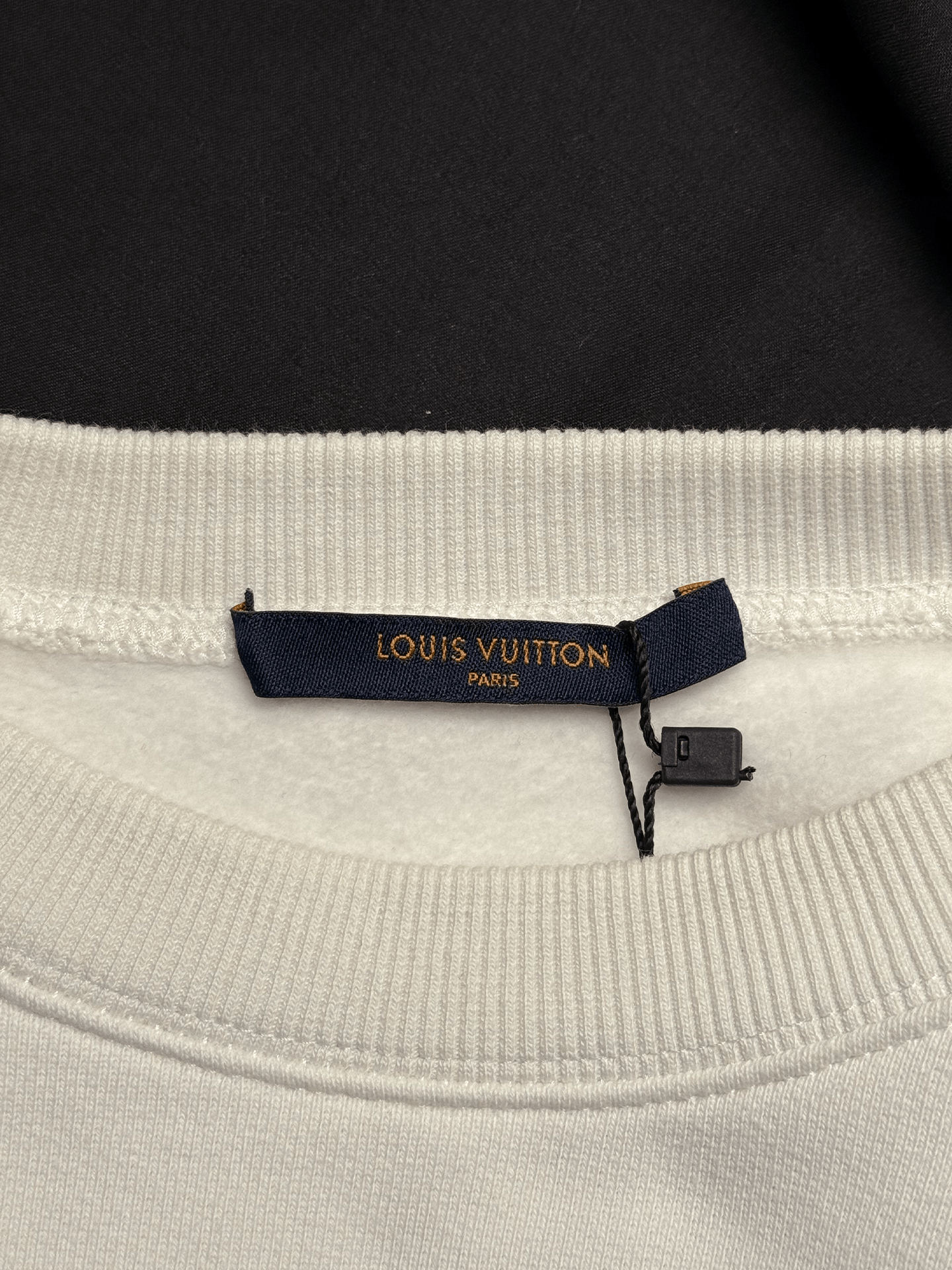 Louis Vuitton Louis Vuitton "Visit OZ" white crewneck sweatshirt Size US XXS / EU 40 - 3 Thumbnail
