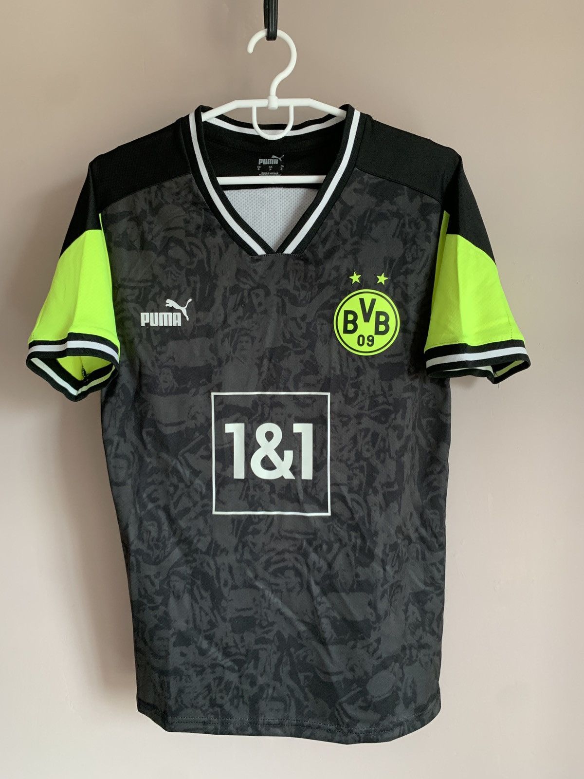 Puma Borussia Dortmund Away Football Shirt Puma Retro Soccer Sz S Size US S / EU 44-46 / 1 - 1 Thumbnail