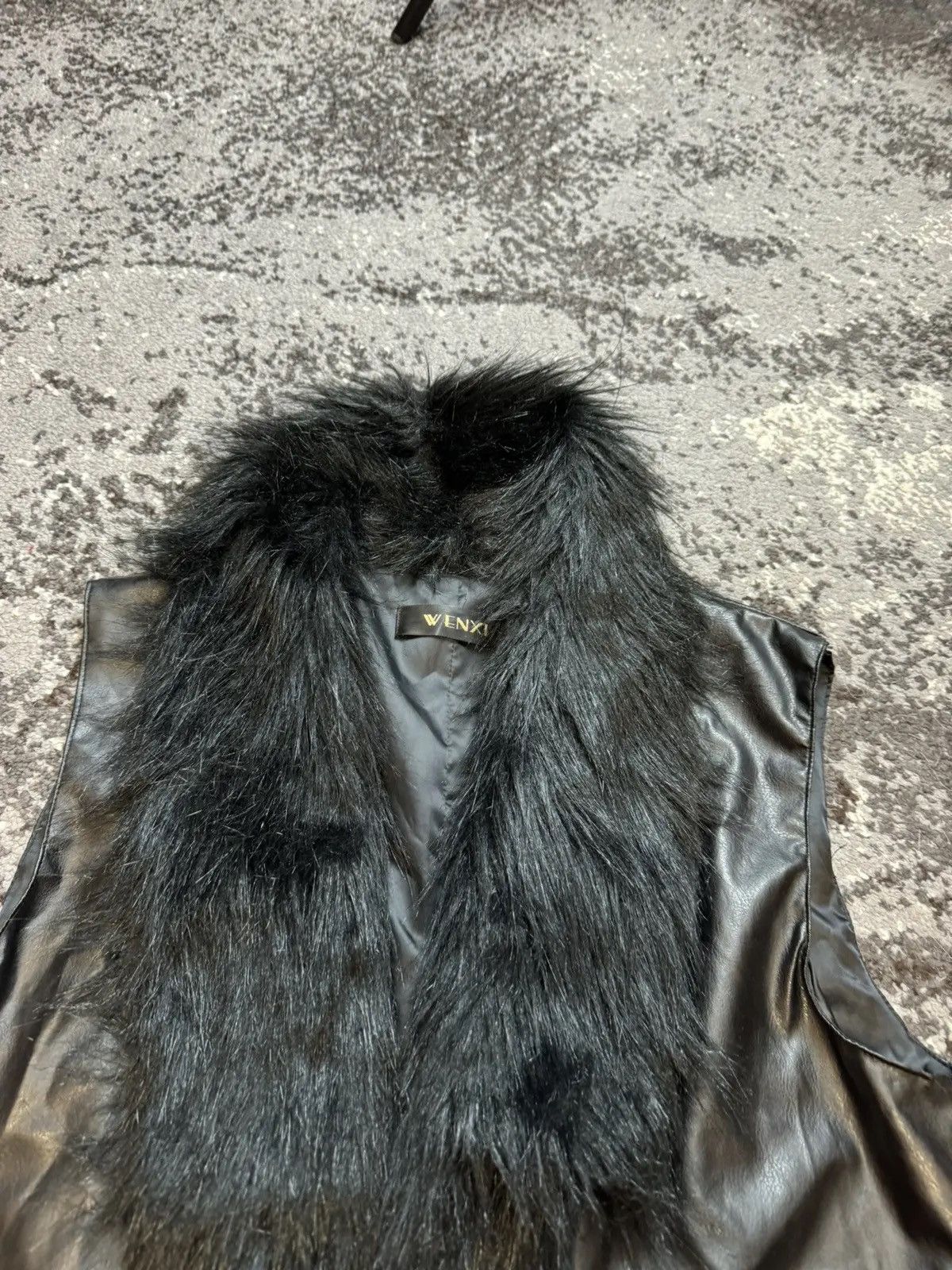 Japanese Brand × Vintage Y2K Leather Style Long Fur Collar Owens Style Vests Size US S / EU 44-46 / 1 - 6 Thumbnail