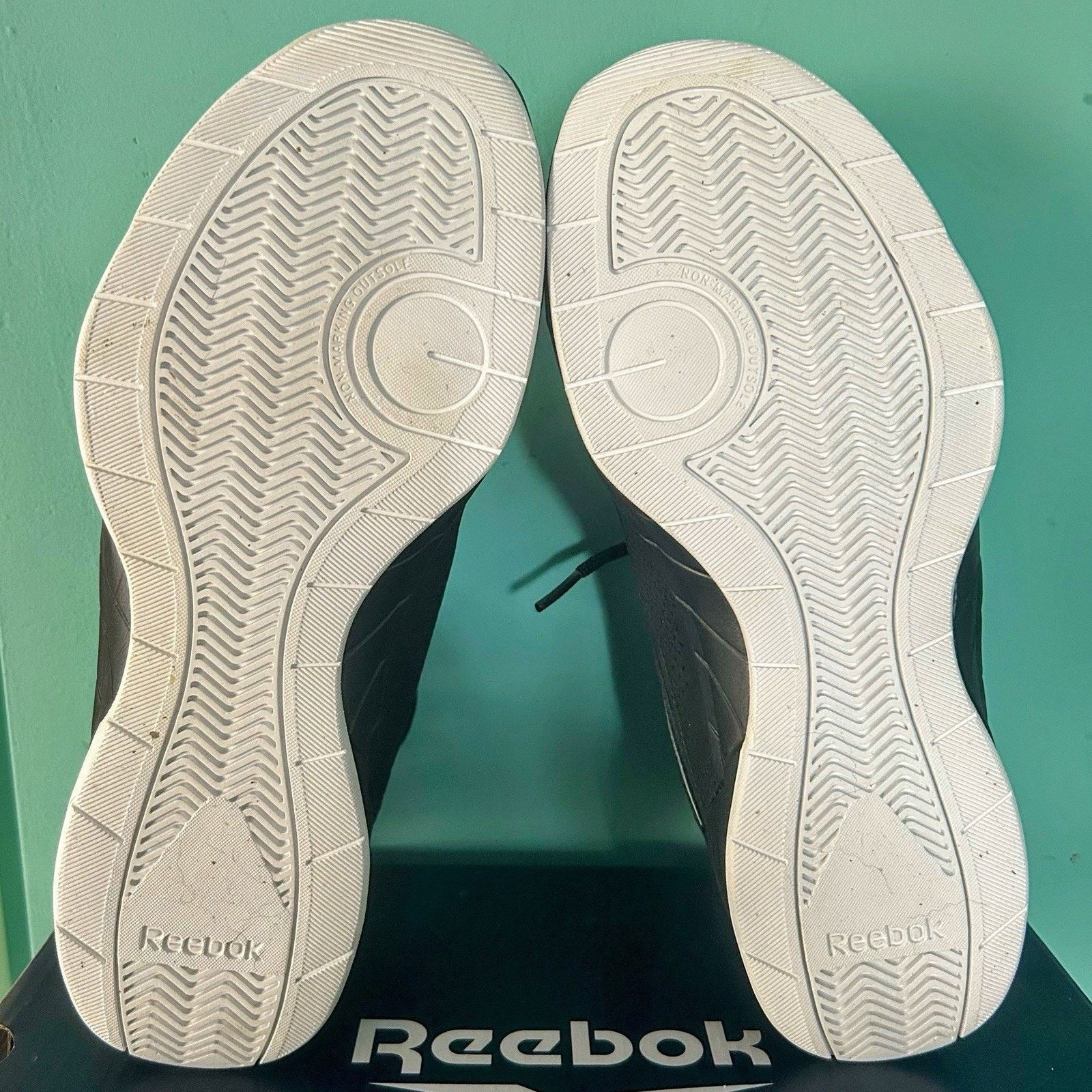 Reebok Reebok More Buckets Basketball Sneakers Shoes Youth 7 Mens 7 Size US 7 / EU 40 - 10 Thumbnail