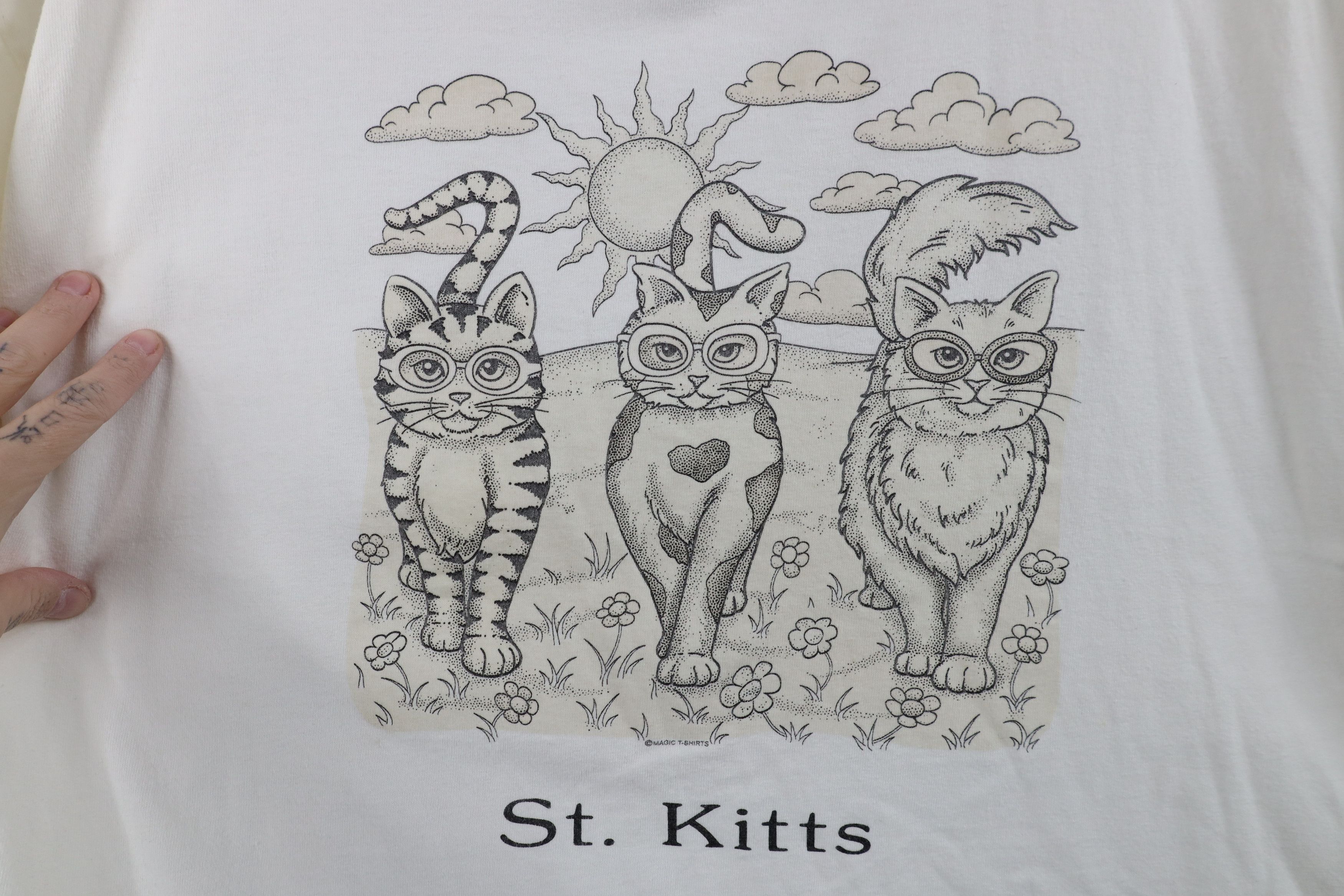 Vintage Vintage 90s Streetwear Changing St Kitts Cat Kitten T-Shirt Size XL / US 12-14 / IT 48-50 - 4 Thumbnail
