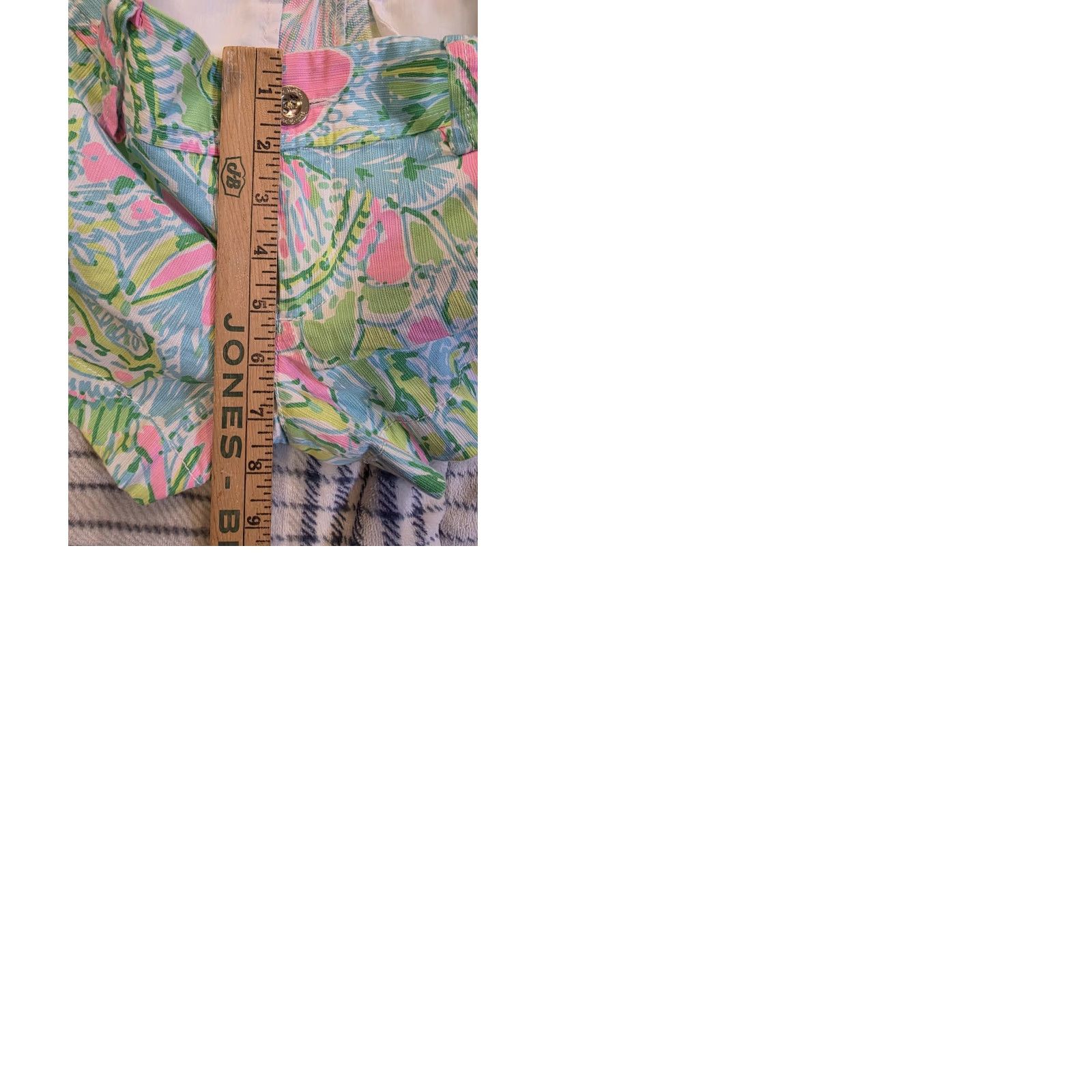 Lilly Pulitzer VINTAGE Lilly Pulitzer The Walsh Shorts Floral Green & Pink 3" Inseam Women's Size 2 Size 26" / US 2 / IT 38 - 9 Thumbnail