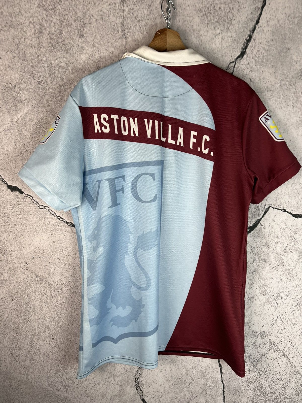 Vintage Vintage Aston Villa Soccer Football Tee AOP Printed Graphic Size US L / EU 52-54 / 3 - 2 Thumbnail