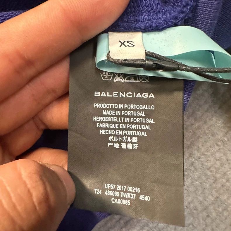 Balenciaga Balenciaga Small blue logo printed sweatshirt 2505-Nextarro Size US XS / EU 42 / 0 - 5 Thumbnail