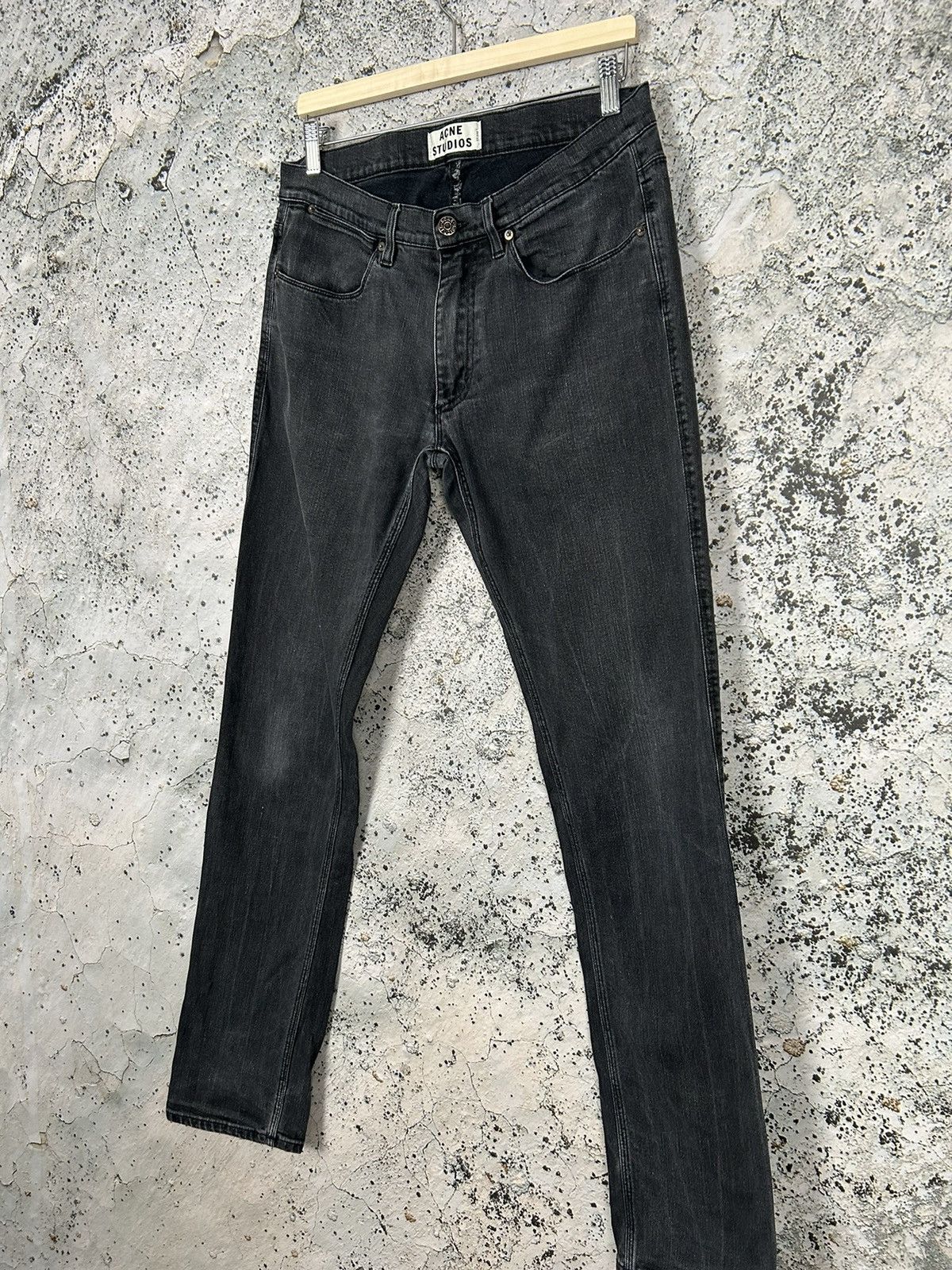 Acne Studios Vintage Acne Studios Max Used Cash Washed Black Denim Hype Size US 32 / EU 48 - 2 Thumbnail