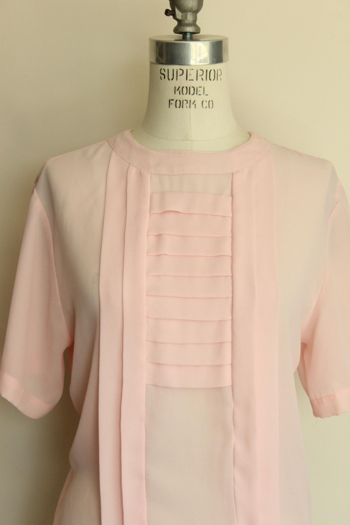 Vintage Vintage 1980s 1990s Blouse, Laura & Jayne Pink Pleated Shirt Size S / US 4 / IT 40 - 3 Thumbnail