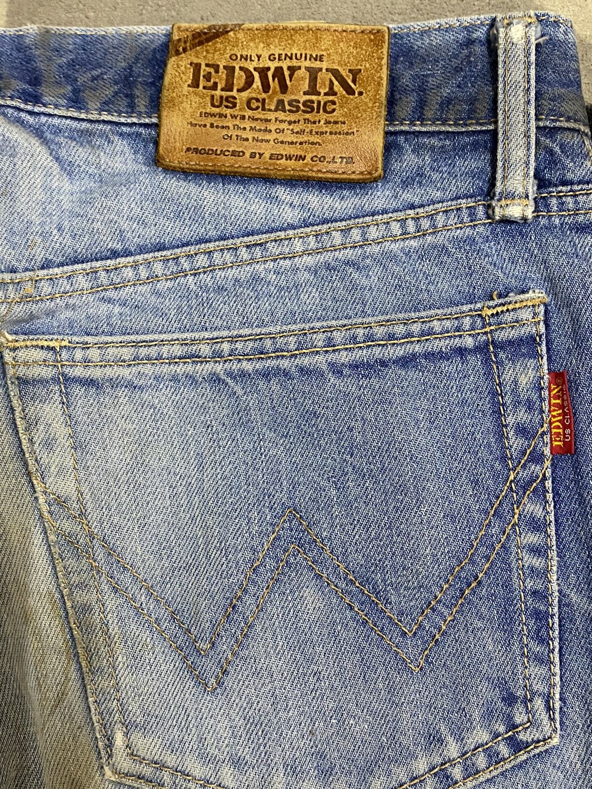 Edwin Vintage Edwin US Classic Blue Wash Distressed Jeans Size US 32 / EU 48 - 12 Thumbnail