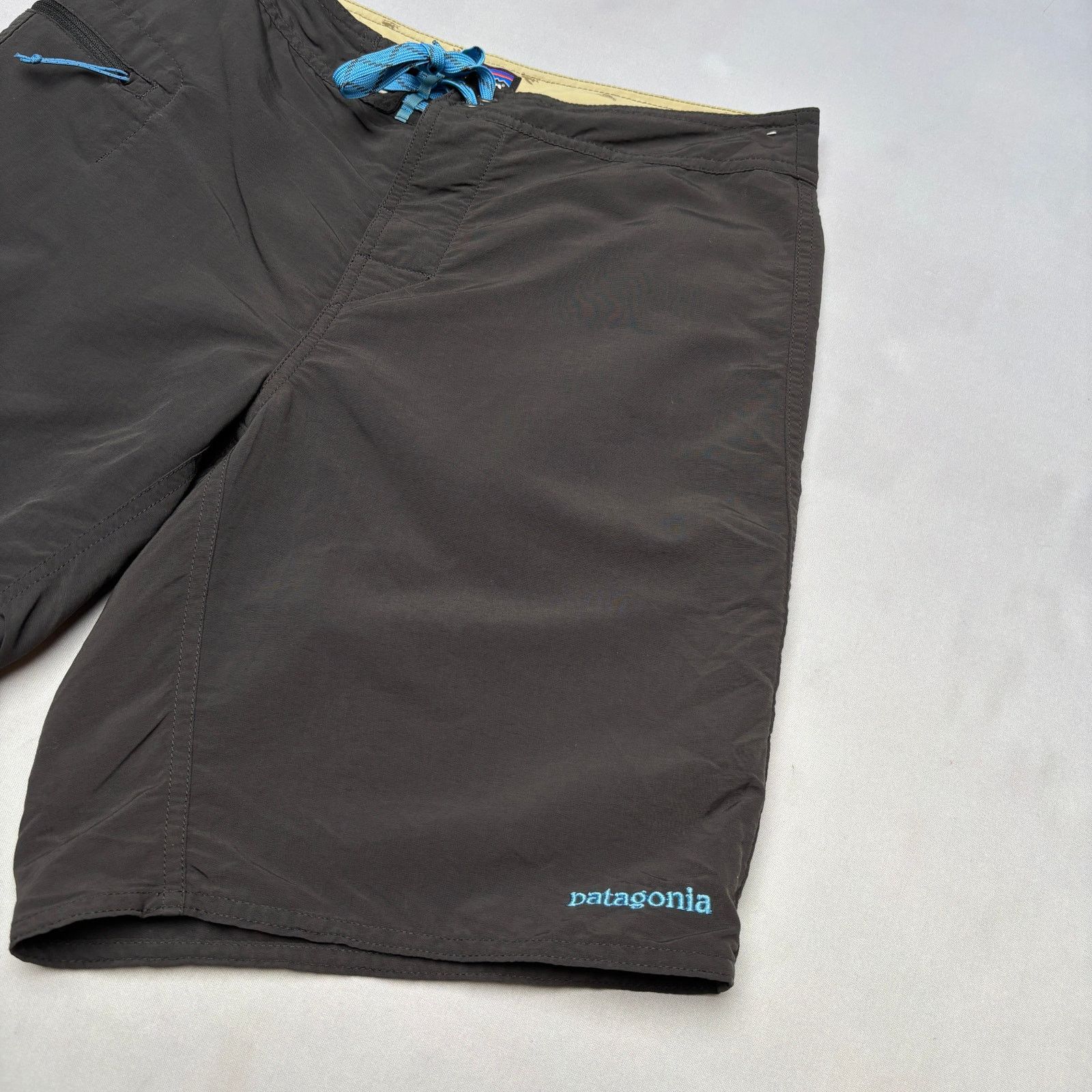 Patagonia Patagonia Wavefarer 8.5" Boardshorts Men's 30 Surf Swim Size US 30 / EU 46 - 2 Thumbnail