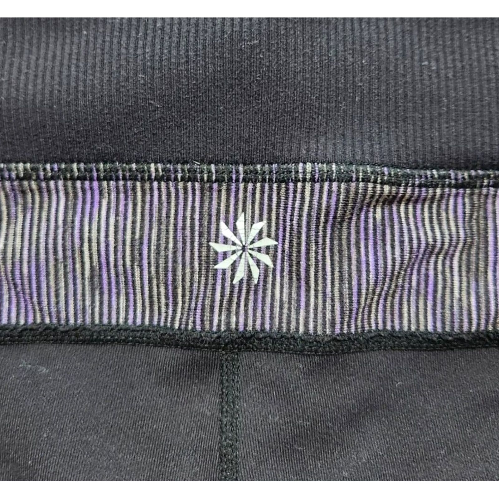 Athleta Athleta Womens L Shorts Activewear Bottoms Elastic Waist Spandex Black Size 36" / US 14 / IT 50 - 3 Thumbnail
