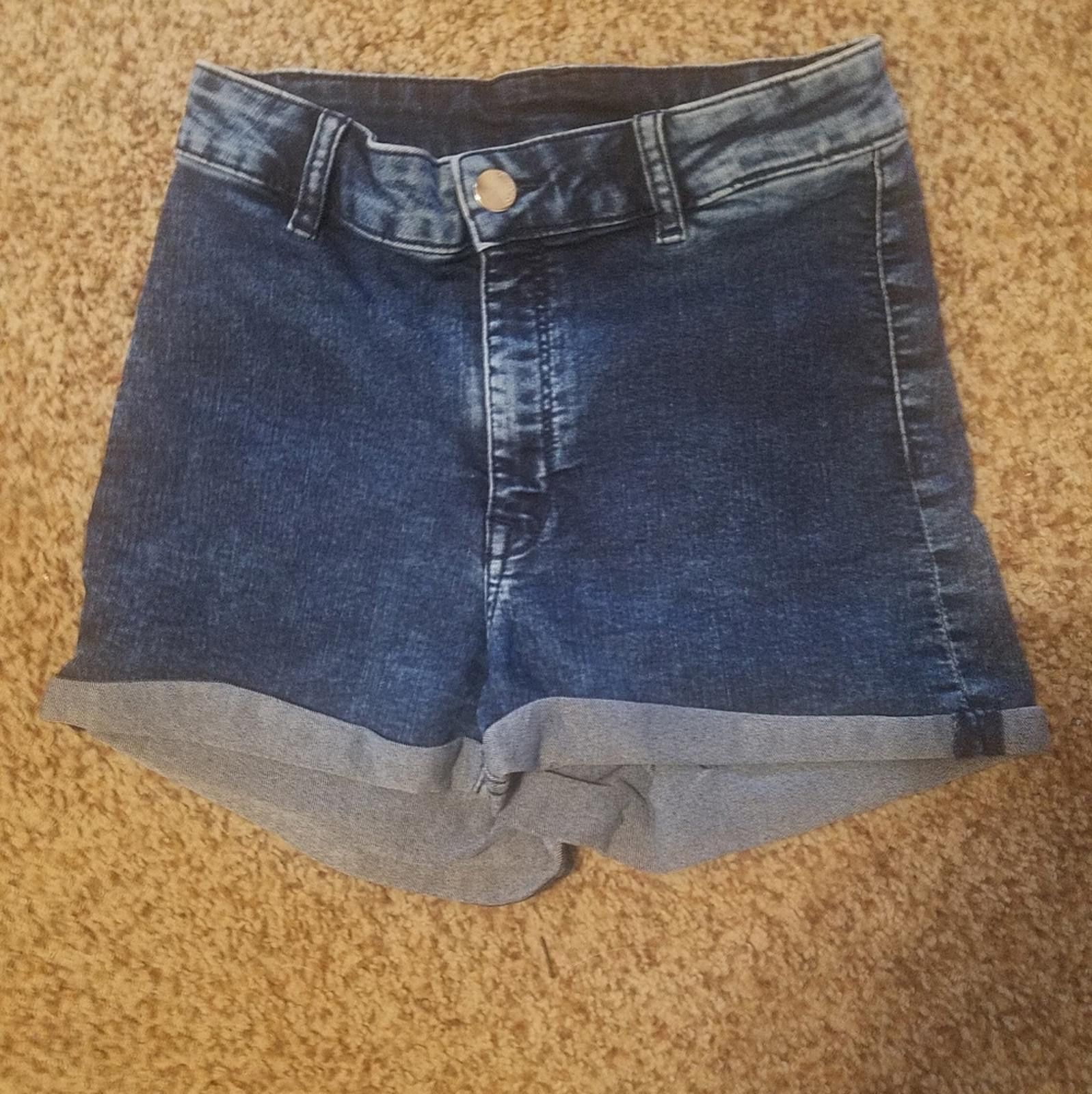 H&M Divided Denim Women's Shorts Size 6 Size 28" / US 6 / IT 42 - 2 Thumbnail