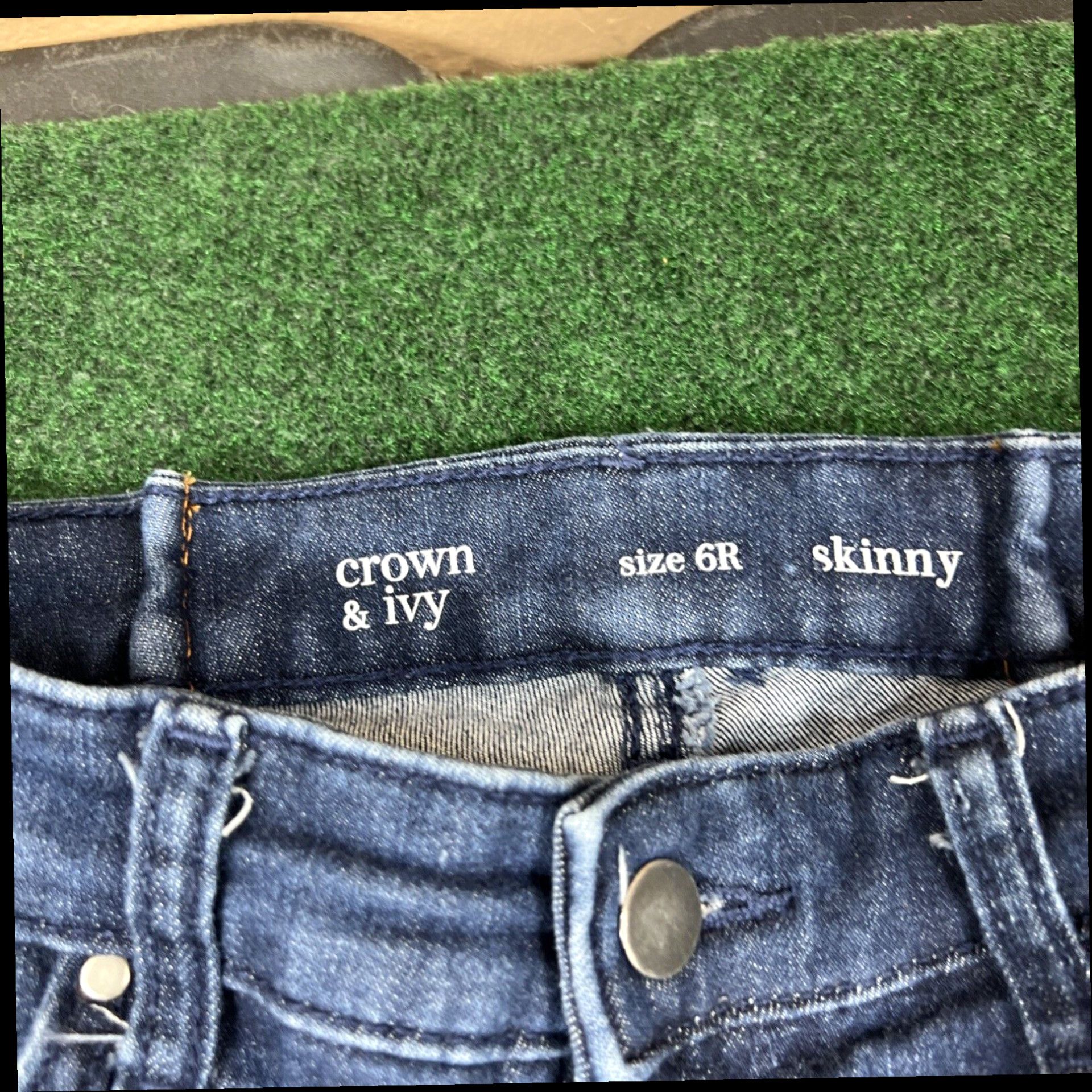 Vintage Crown & Ivy Women's Skinny Dark Wash Blue Jeans Size 6R Fast Shipping Size 28" / US 6 / IT 42 - 4 Thumbnail