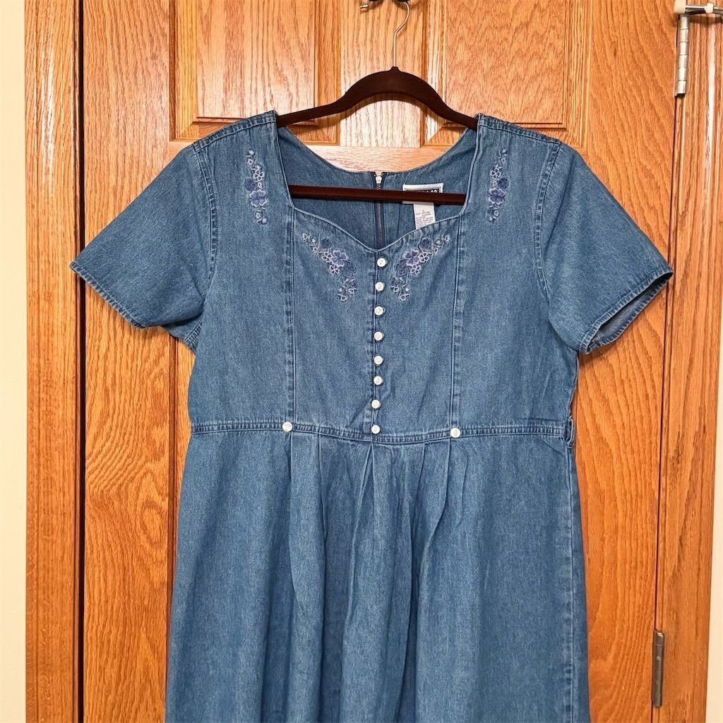 Other Erika & Co Women's L Blue Denim Floral Embroidered Knee Len Size L / US 10 / IT 46 - 3 Thumbnail