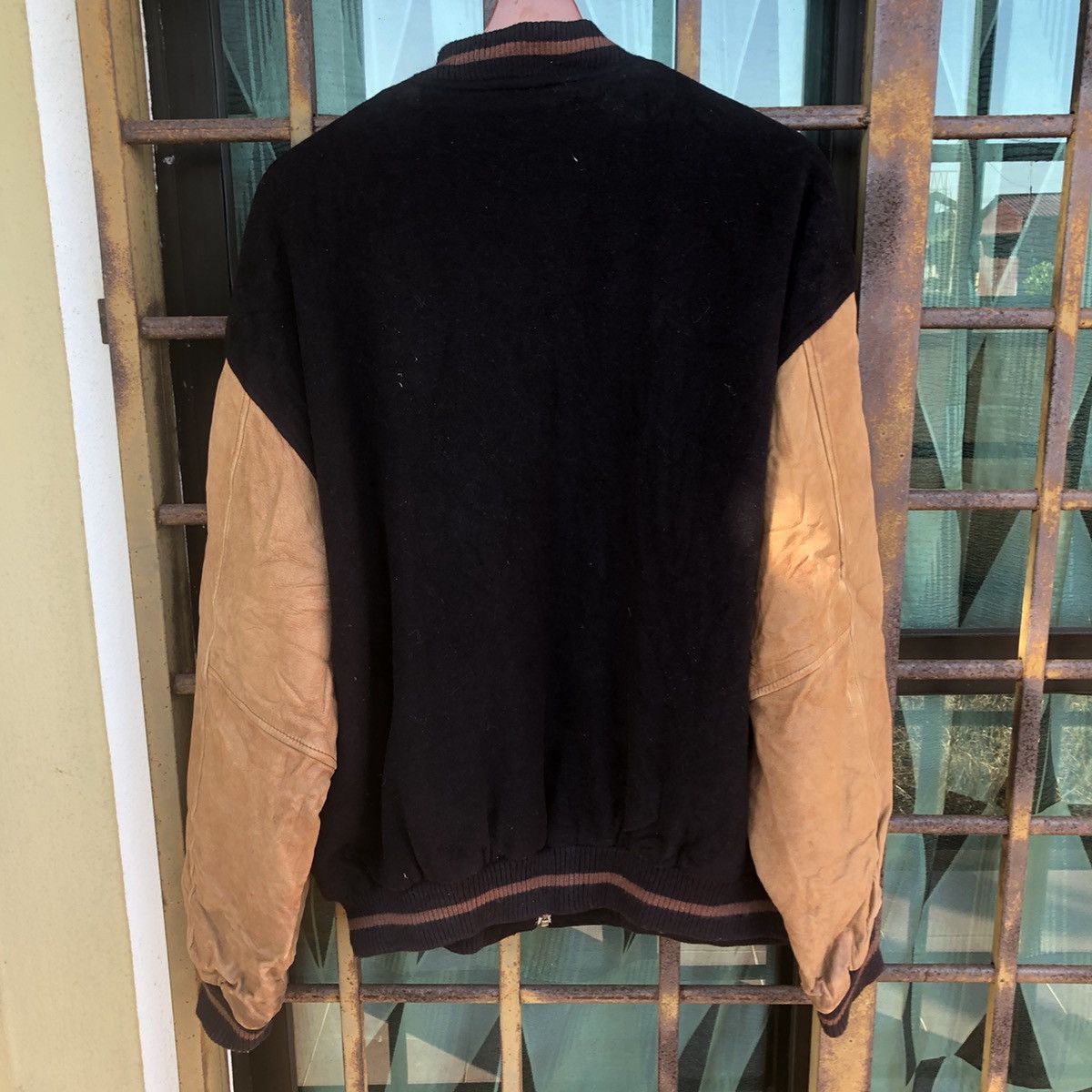 Kirkland Signature Kirkland Varsity Leather Sleeve Size US M / EU 48-50 / 2 - 5 Thumbnail