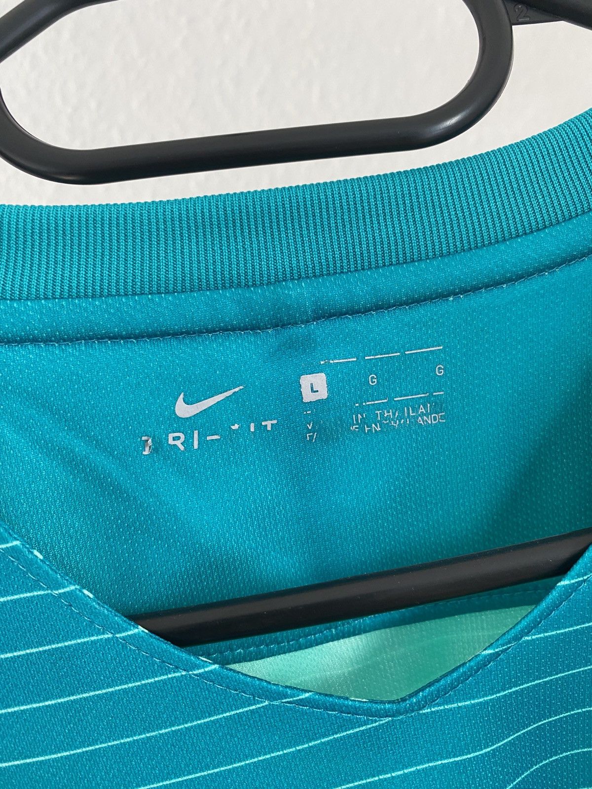 Nike Barcelona 2016 2017 Away Soccer Jersey Shirt Nike PSG Messi Size US L / EU 52-54 / 3 - 16 Thumbnail