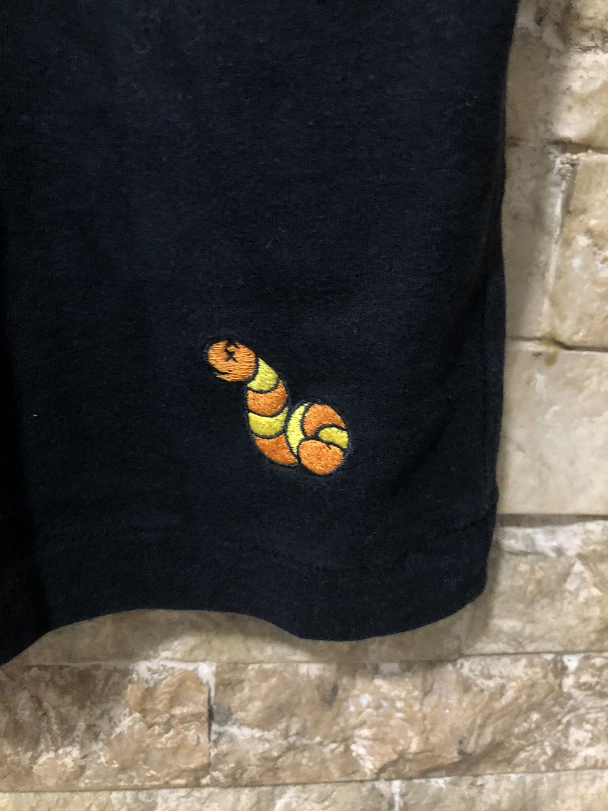 Japanese Brand × Kaws × Uniqlo Uniqlo X Kaws Sesame Street Tee Size US S / EU 44-46 / 1 - 6 Thumbnail