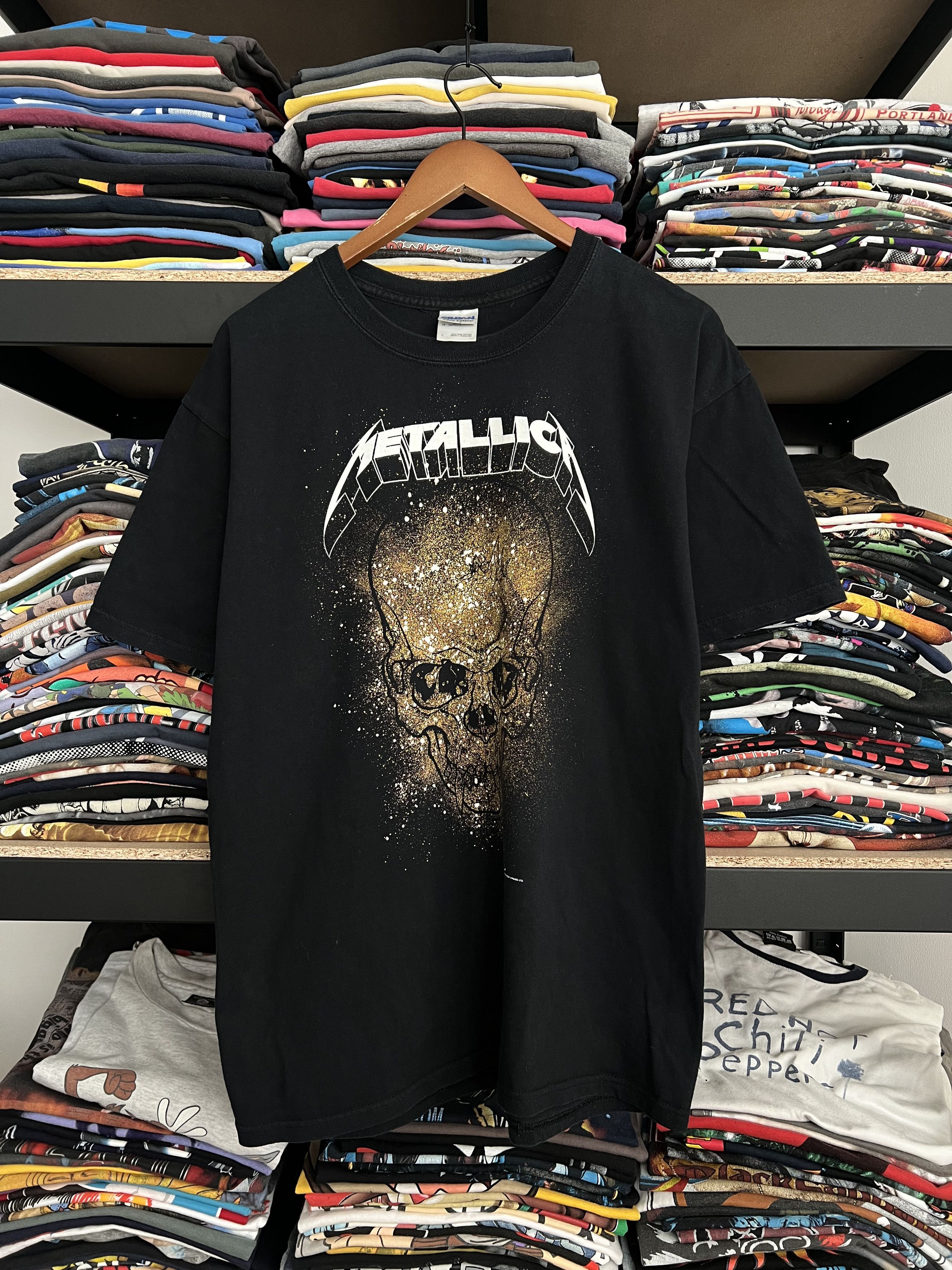 Band Tees Vintage 2008 Metallica Skull Rock Band Black T-shirt Size US L / EU 52-54 / 3 - 1 Thumbnail