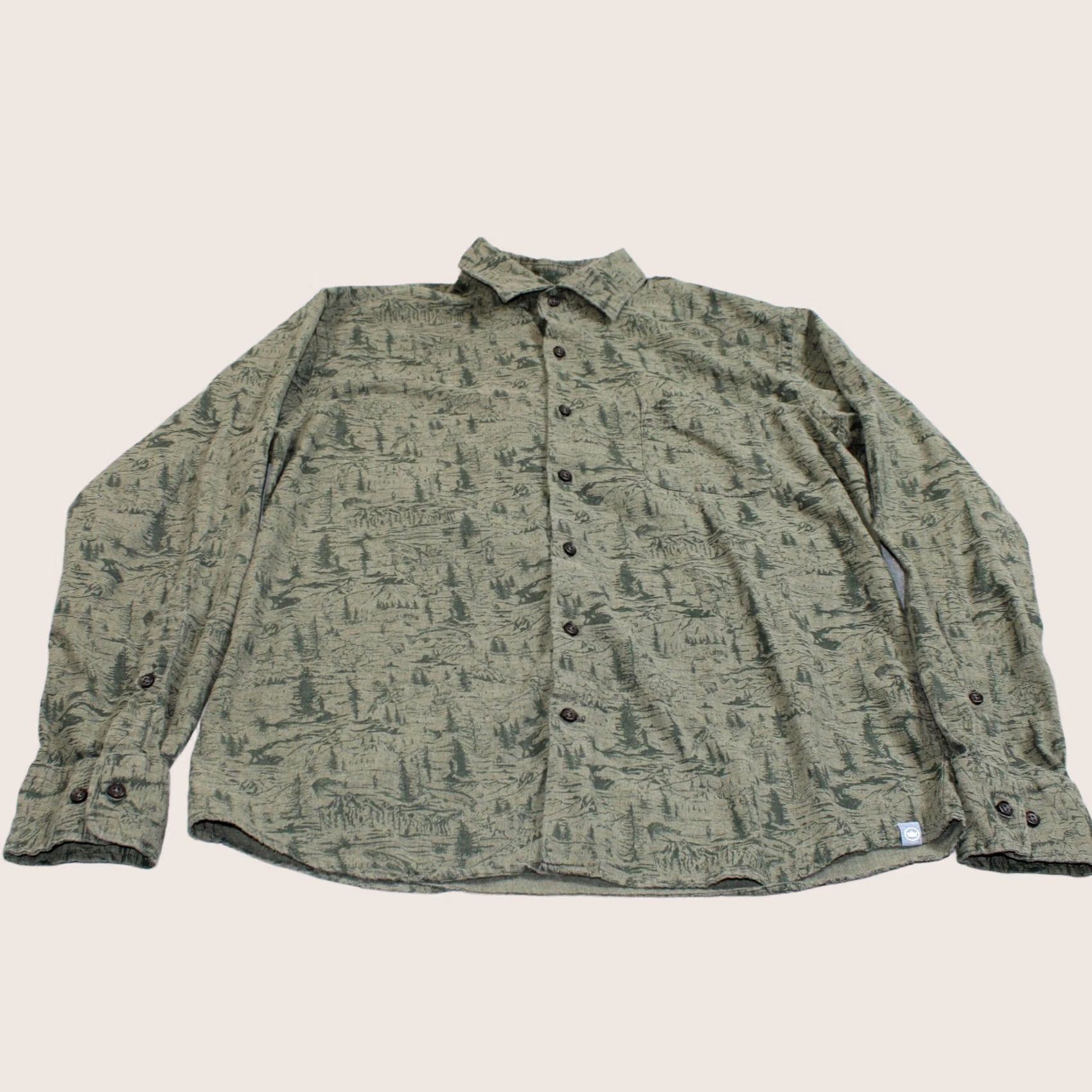 Peter Millar Peter Millar Shirt Mens M Green Mountains Nature Trees Graphic Print Button-Up Outdoor Casual Size US M / EU 48-50 / 2 - 1 Thumbnail