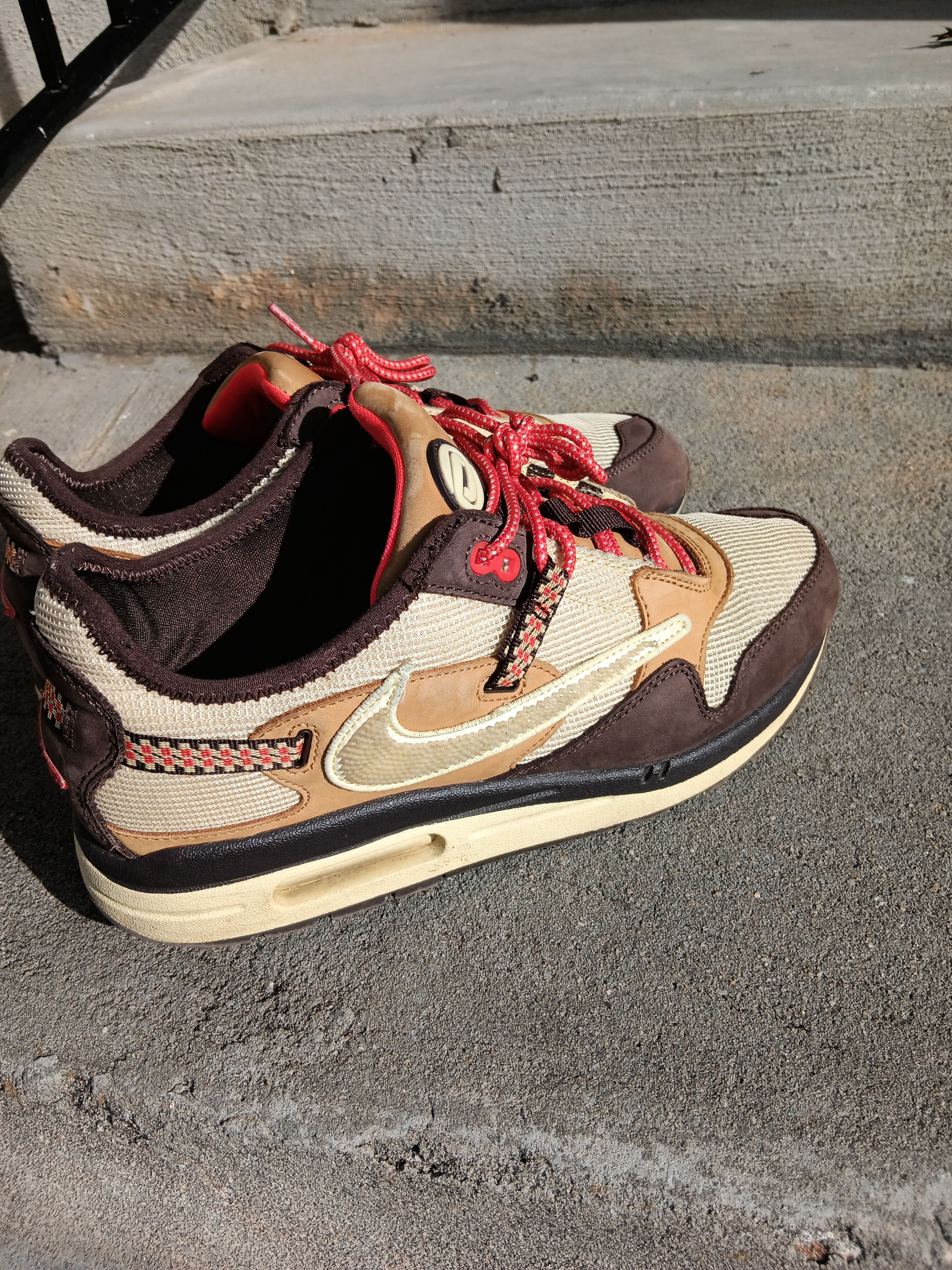 Travis Scott Nike Air Max 1 Travis Scott Cactus Jack "Baroque Brown". Size US 10 / EU 43 - 7 Thumbnail