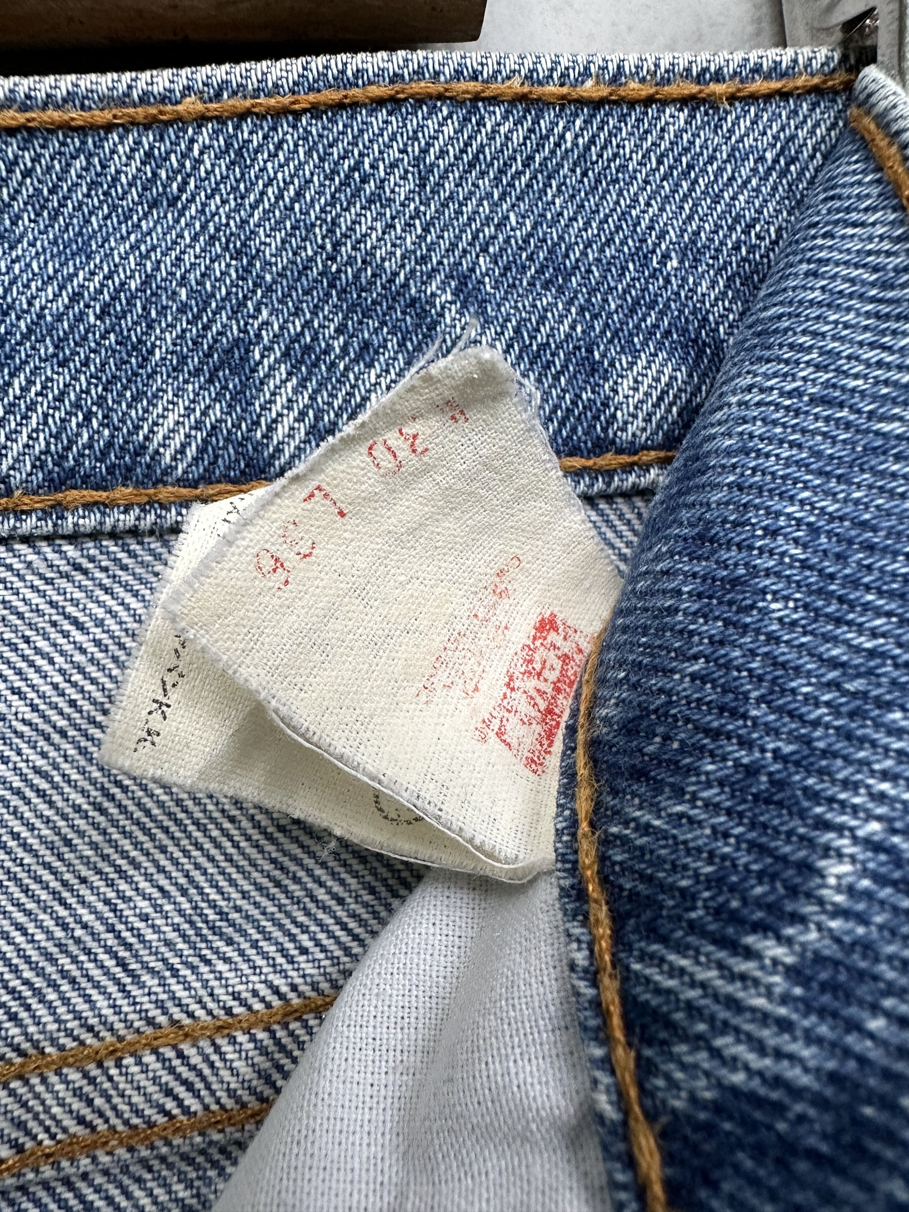 Levi's Vintage 90s Levi's 505 Single R Distressed Flare Jeans Size US 29 - 23 Thumbnail