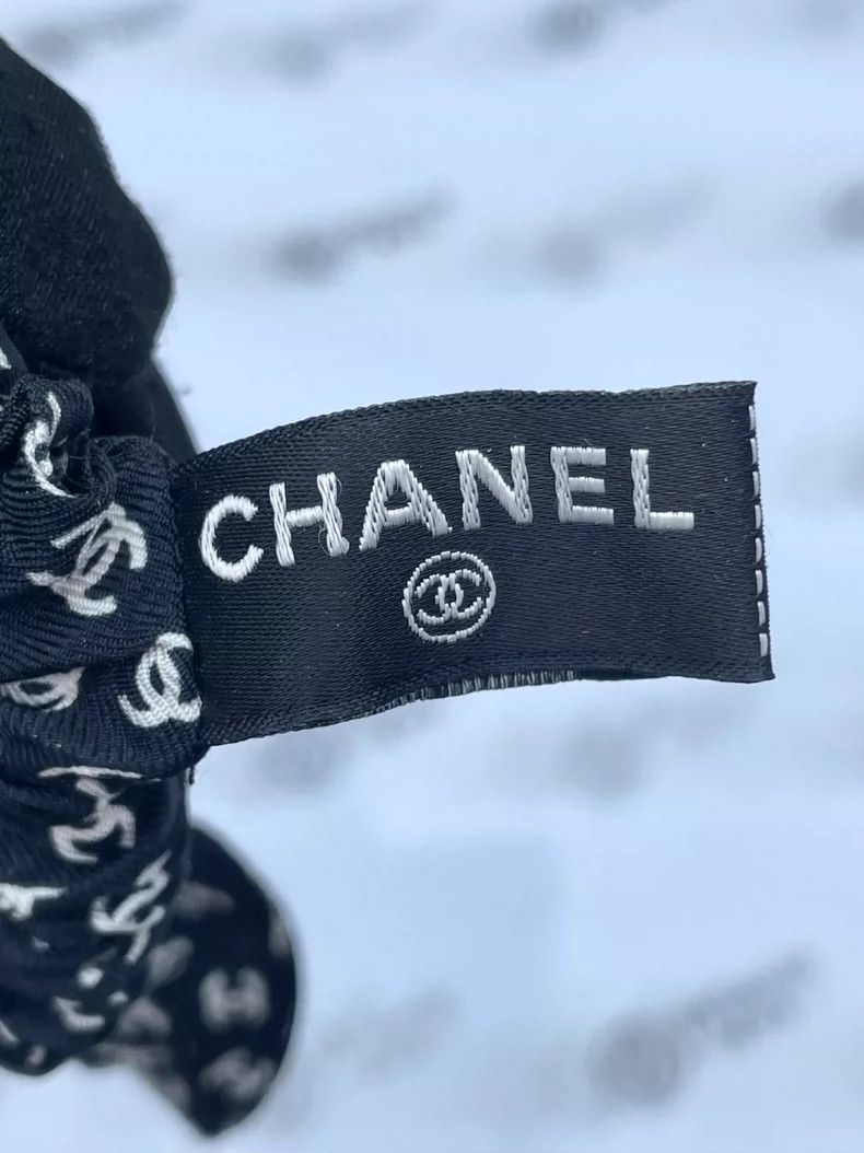 Chanel Chanel 23P black full logo bow hair ring 2504-Nextarrow Size ONE SIZE - 4 Thumbnail