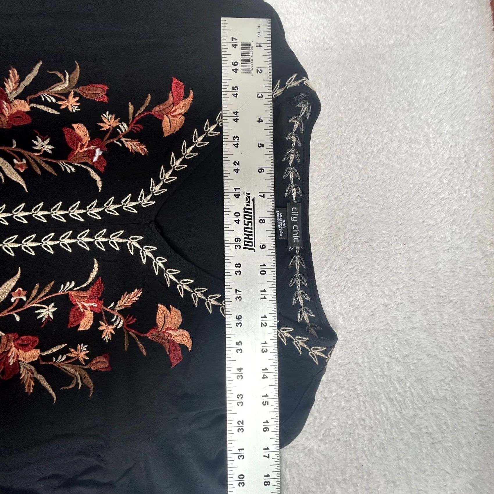 Vintage City Chic Women's Boho Embroidered Dress 3/4 Sleeve V-Neck Black Size Small / 16 Dress Womens Size S / US 4 / IT 40 - 6 Thumbnail