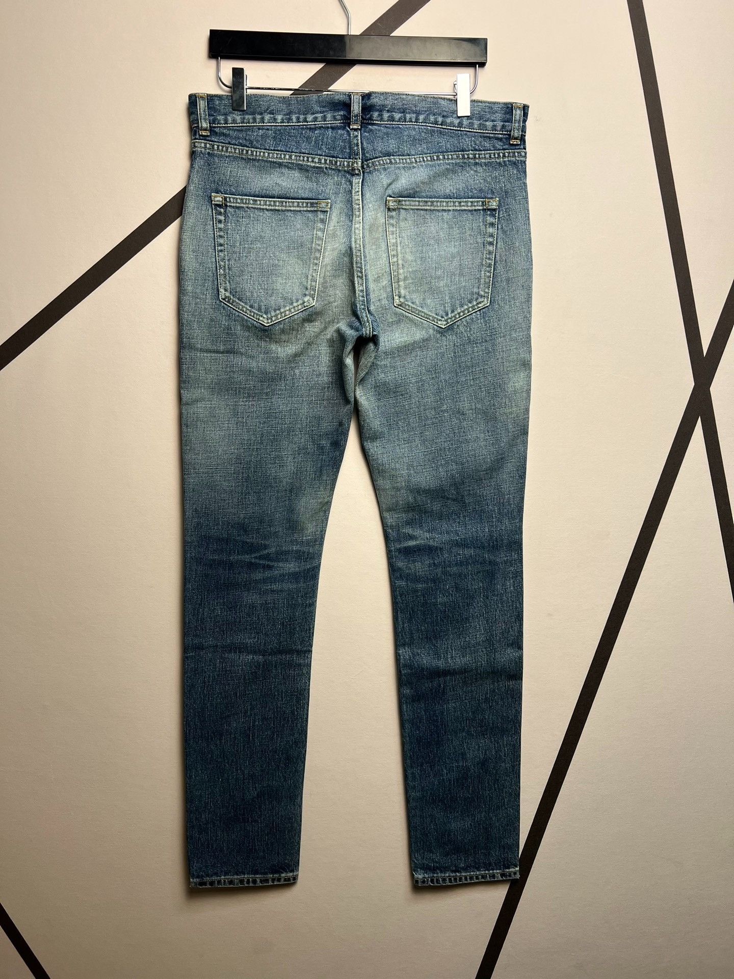 Saint Laurent Paris Saint laurent Washed blue knee-rubbed white crotch stitche Size US 31 - 2 Thumbnail