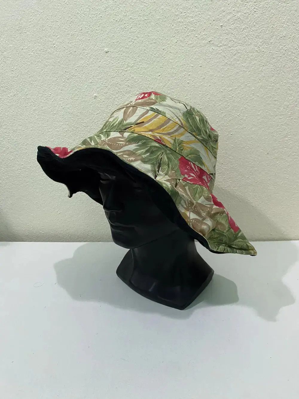 Japanese Brand × Vintage Japanese Brand Hawaii Overprint Bucket Hat Size ONE SIZE - 2 Thumbnail