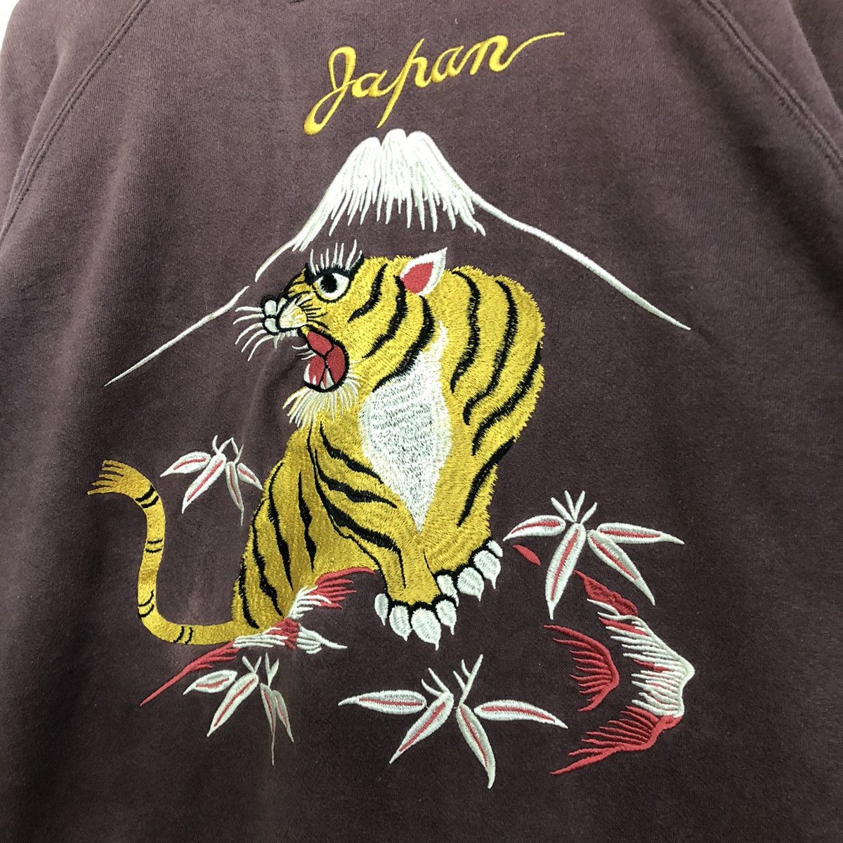 Edition Japan HOUSTON VTG JAPAN SUKAJAN SOVENIR EMBRIODERY SWEATER JACKET Size US L / EU 52-54 / 3 - 7 Thumbnail