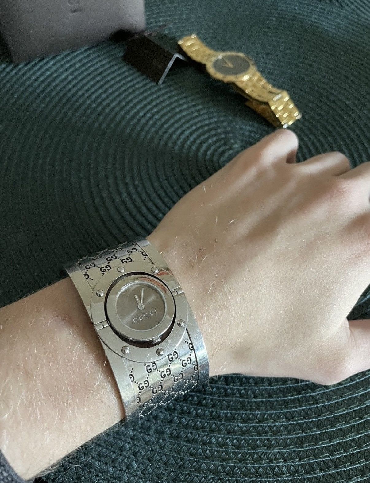 Gucci Gucci Twirl Watch GG Monogram Vintage Size ONE SIZE - 1 Thumbnail