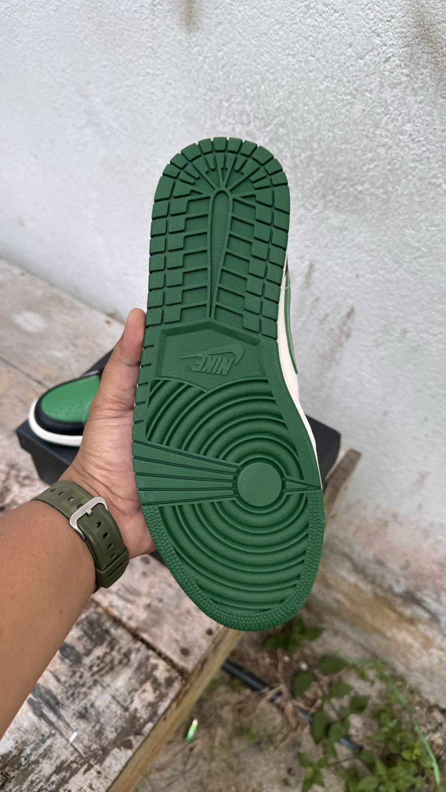 Jordan Brand × Nike Nike Air Jordan 1 Mid Black/Pine Green Size US 11 / EU 44 - 5 Thumbnail