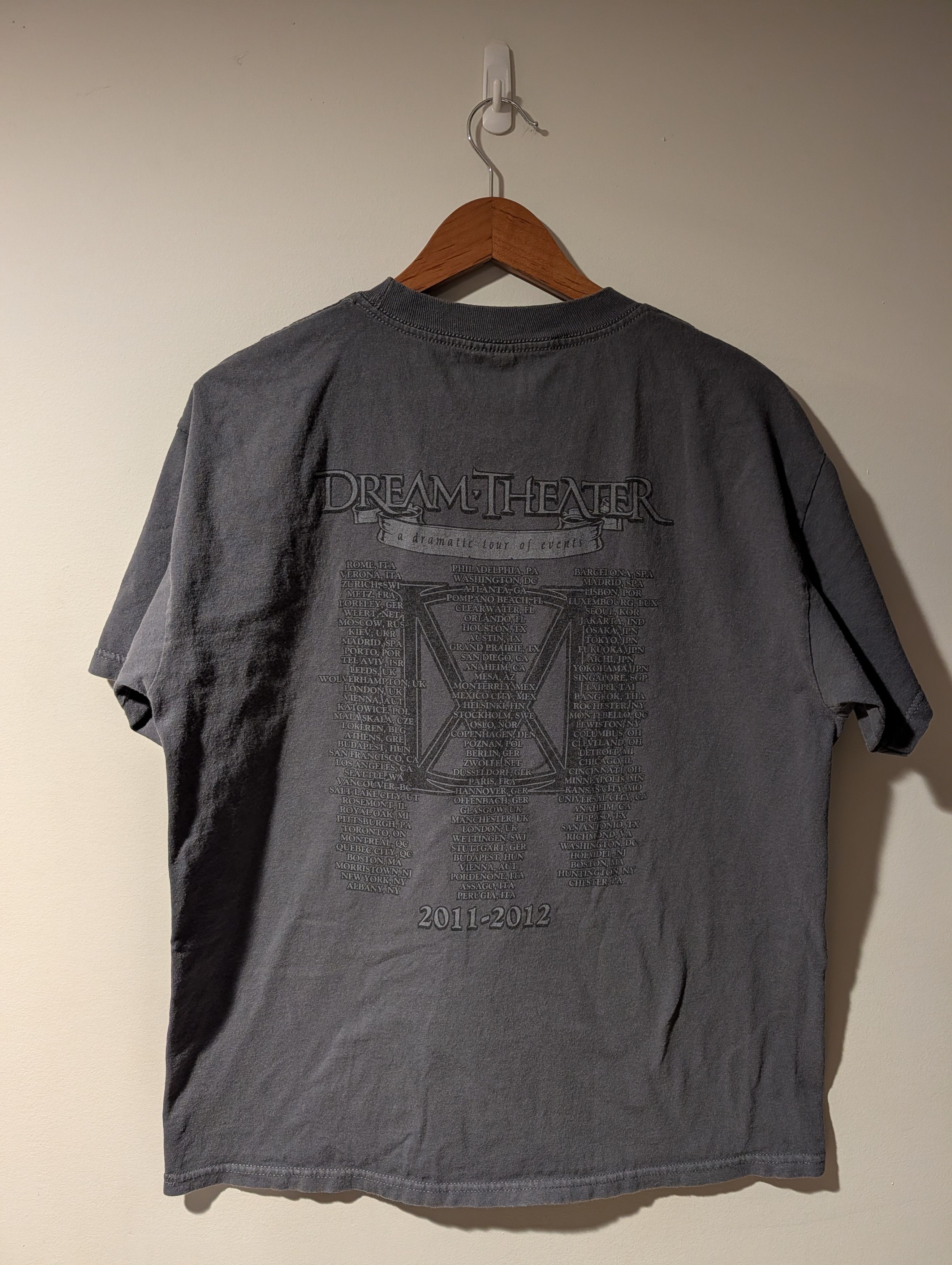 Band Tees DREAM THEATER Shirt 2011 2012 World Tour Dramatic Events Size US L / EU 52-54 / 3 - 5 Thumbnail