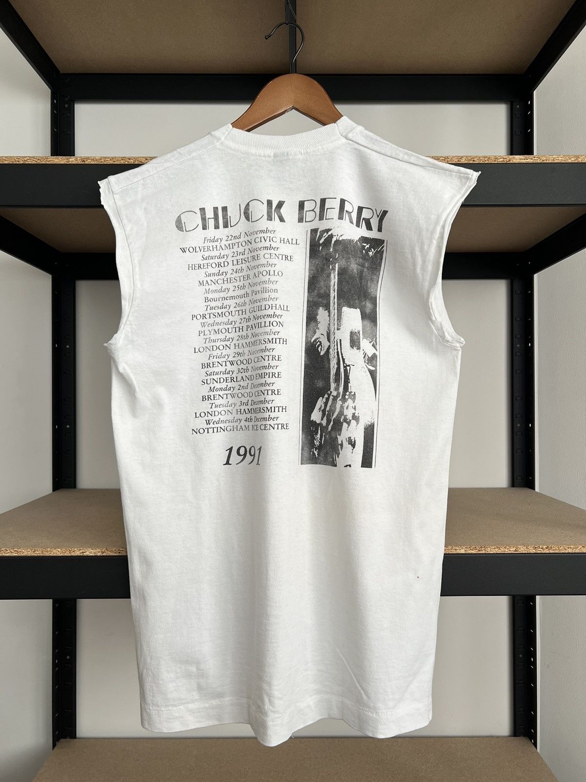 Band Tees Vintage 1991 Chuck Berry Reelin' and Rockin' Tank Top Tshirt Size US L / EU 52-54 / 3 - 2 Thumbnail