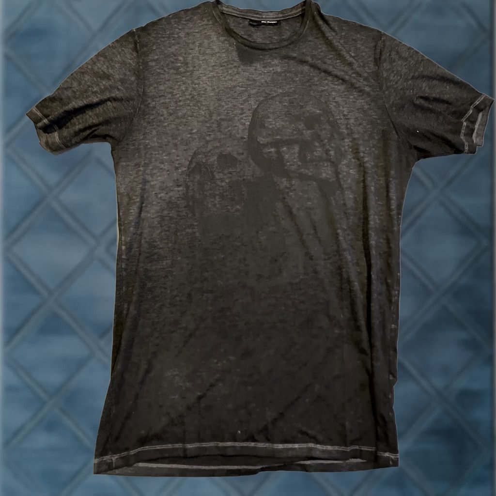 The Kooples The Kooples - Triple Skulls Collection - T-Shirt - Dark Heather Gray/Black - Large - Skull Art - Men - Regular Fit Size US L / EU 52-54 / 3 - 1 Thumbnail