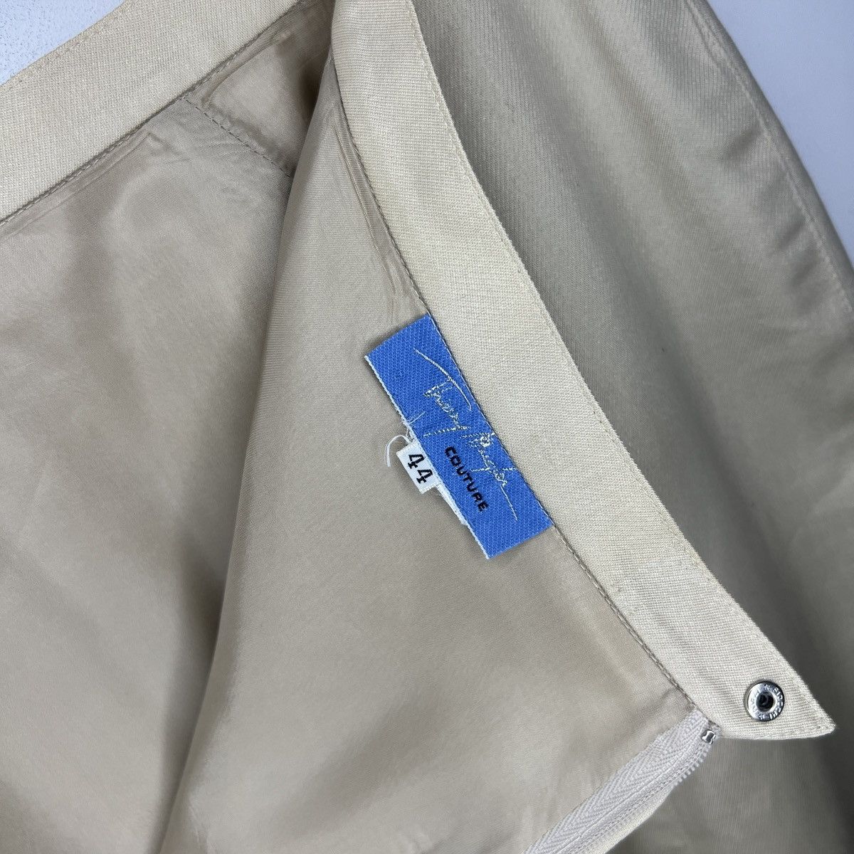 Thierry Mugler Rare! 90s/00s Thierry Mugler Mini Skirt Size 30" / US 8 / IT 44 - 8 Thumbnail