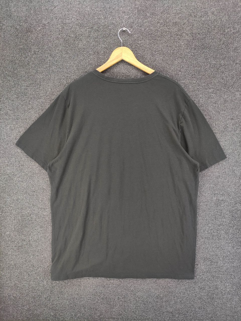 Old Navy Hotwheels Monster Truck Tee Size US XXL / EU 58 / 5 - 9 Thumbnail