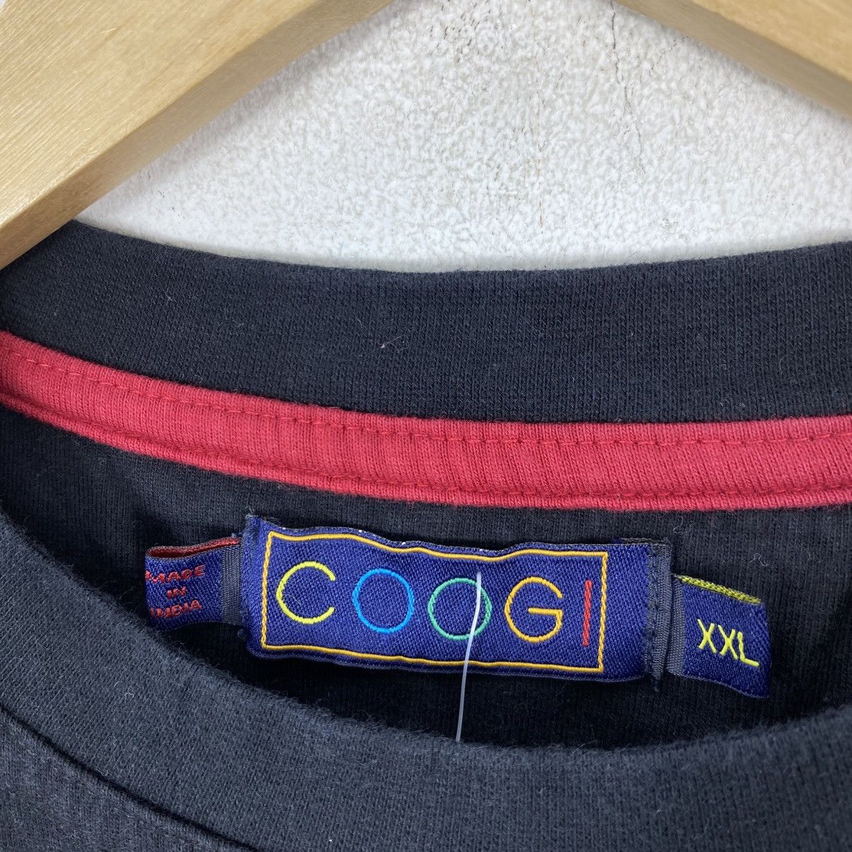 Coogi Vintage COOGI Australia Embroidered Logo T-Shirt XXL Black Size US XXL / EU 58 / 5 - 5 Thumbnail