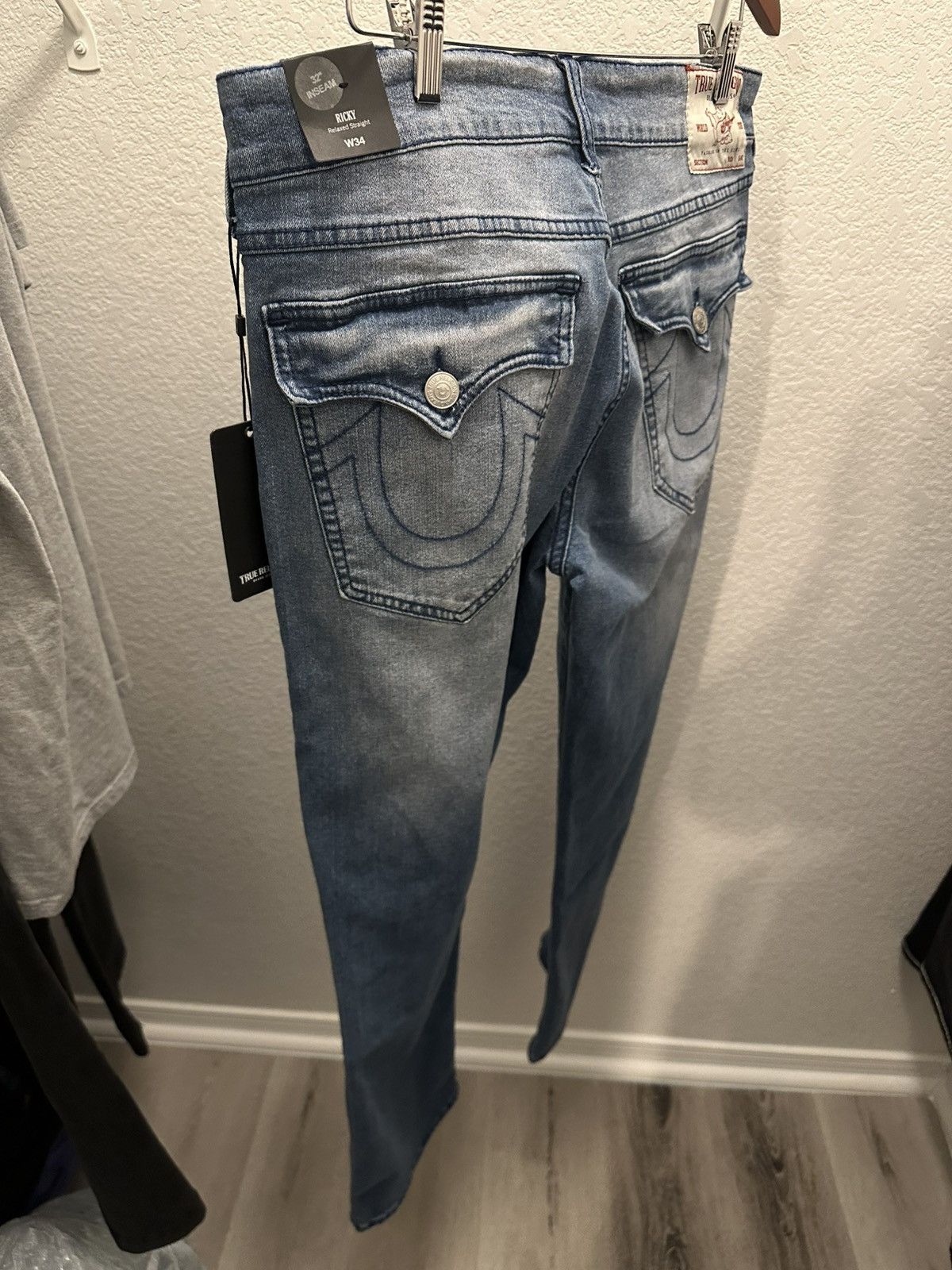 True Religion Ricky SN Flap Straight 32in inseam Size US 34 / EU 50 - 2 Thumbnail