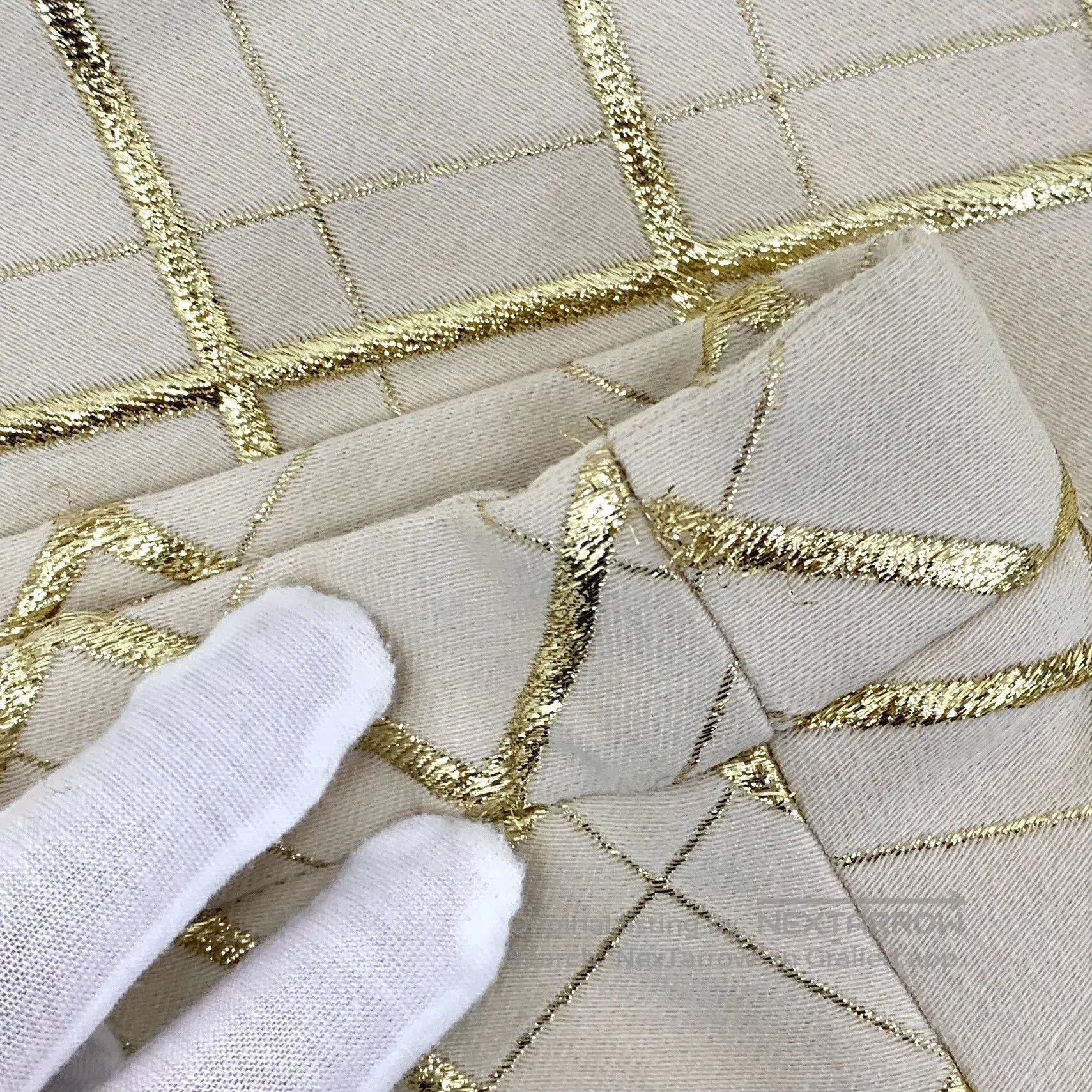 Other Valentino Light yellow diamond gold thread cashmere wool c Size 41" - 9 Thumbnail