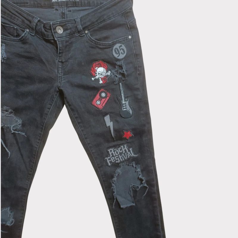 Other Only czarne damskie jeansy skinny naszywkami rock 2934 Size 29" - 3 Thumbnail
