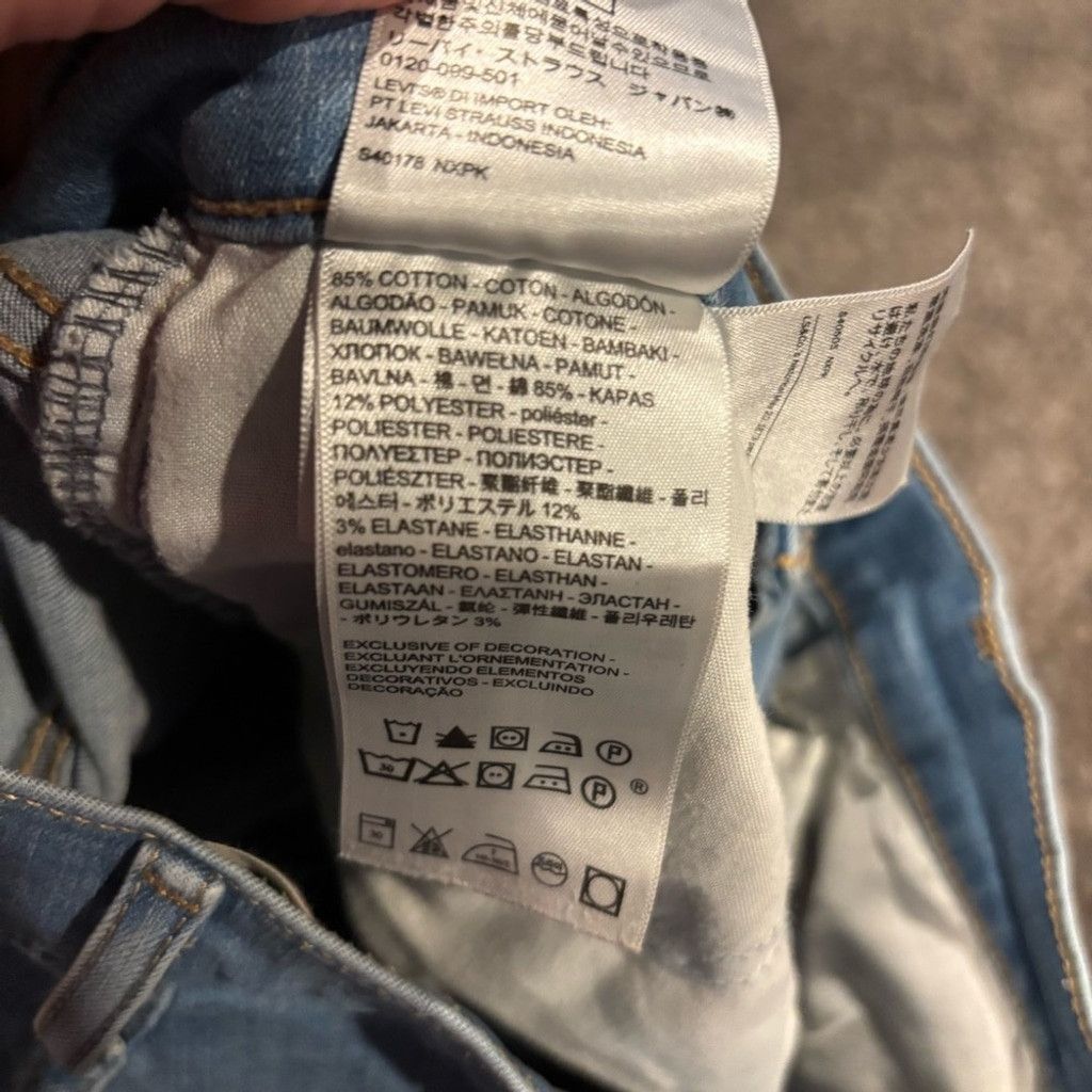 Levi's Women’s Levi's 720 Super Skinny Jeans Size 26" / US 2 / IT 38 - 7 Thumbnail
