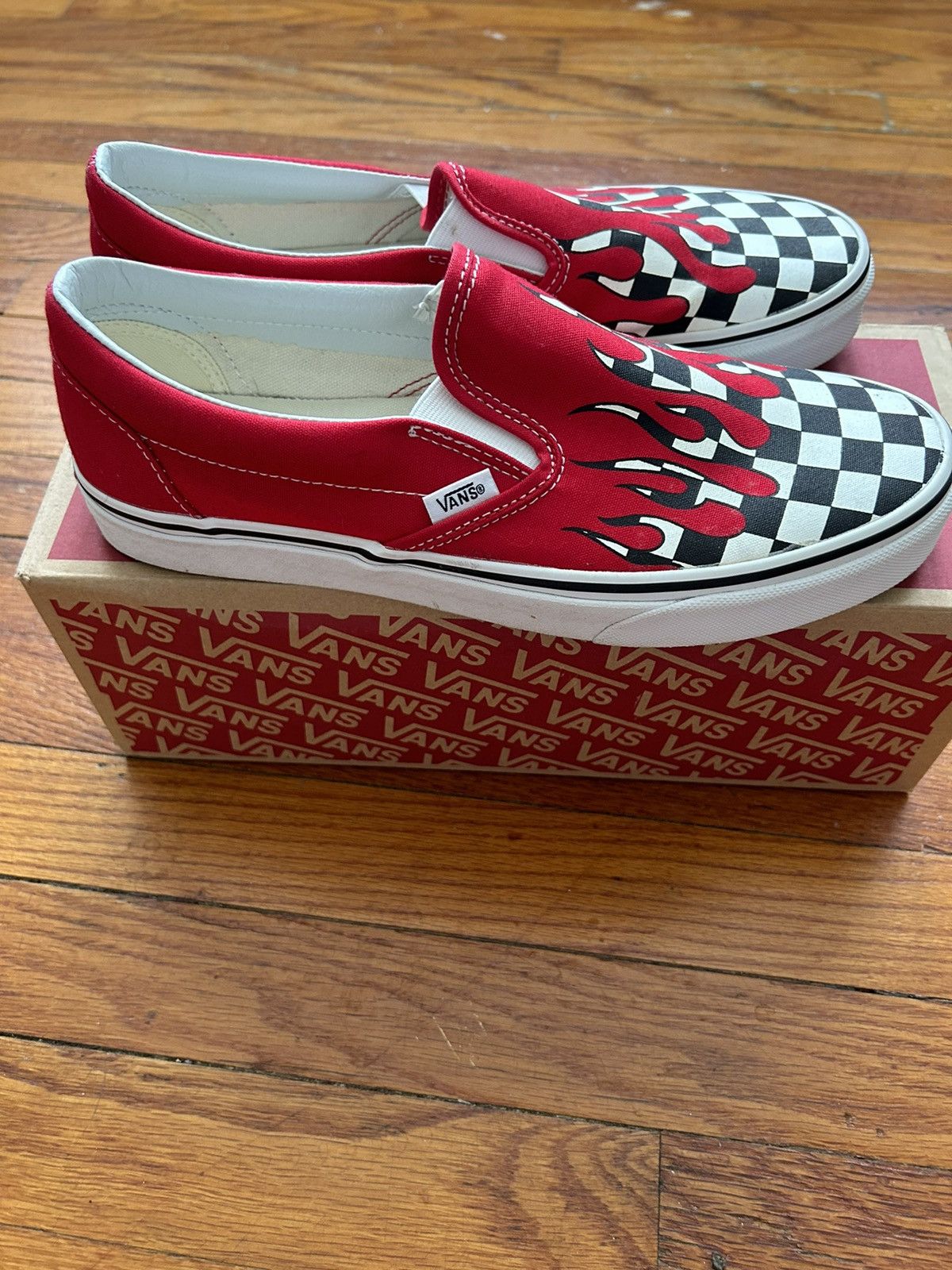 Vans Vans slip on checkered flame Size US 10 / EU 43 - 4 Thumbnail
