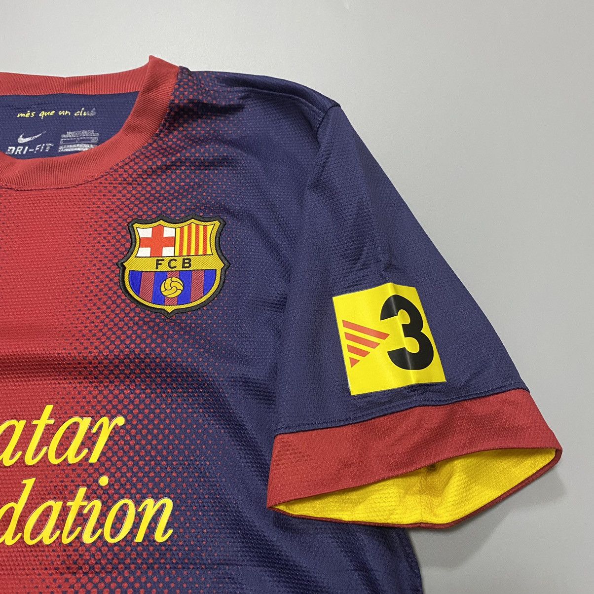 Nike FC Barcelona 2012-13 Home Jersey S Nike Football Shirt Size US S / EU 44-46 / 1 - 7 Thumbnail