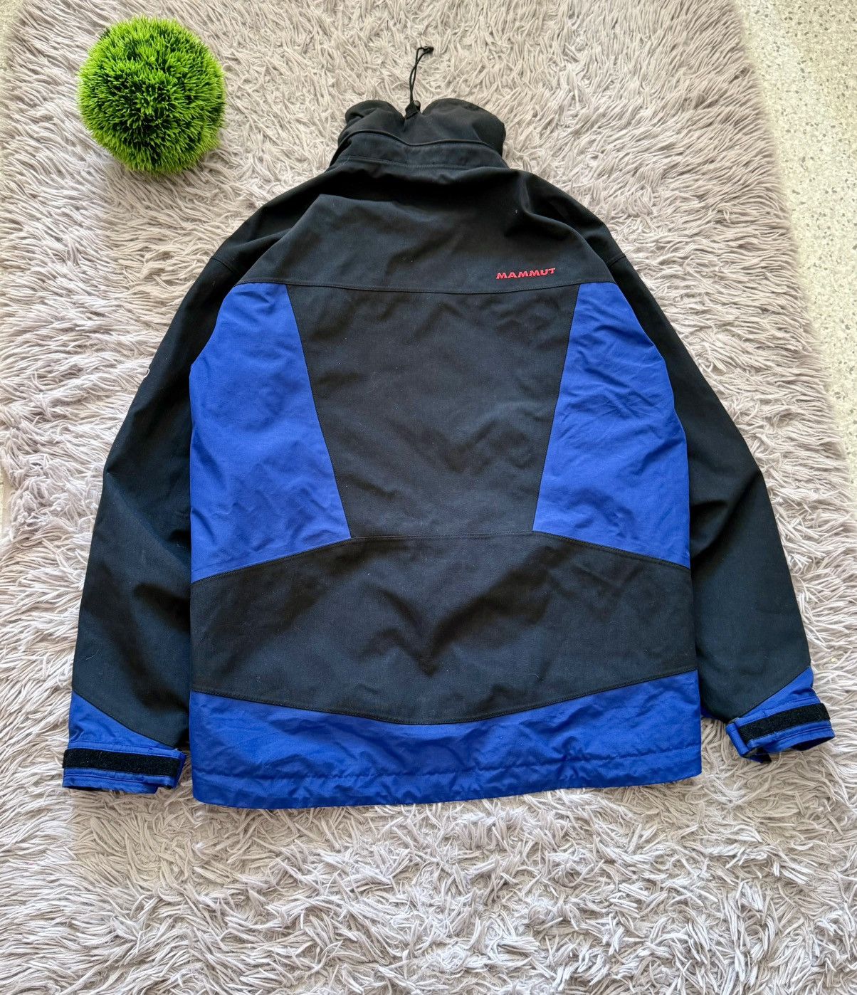 Mammut 00s Mammut Extreme Windbreaker Light Jacket Gore-Tex XCR Size US S / EU 44-46 / 1 - 14 Thumbnail