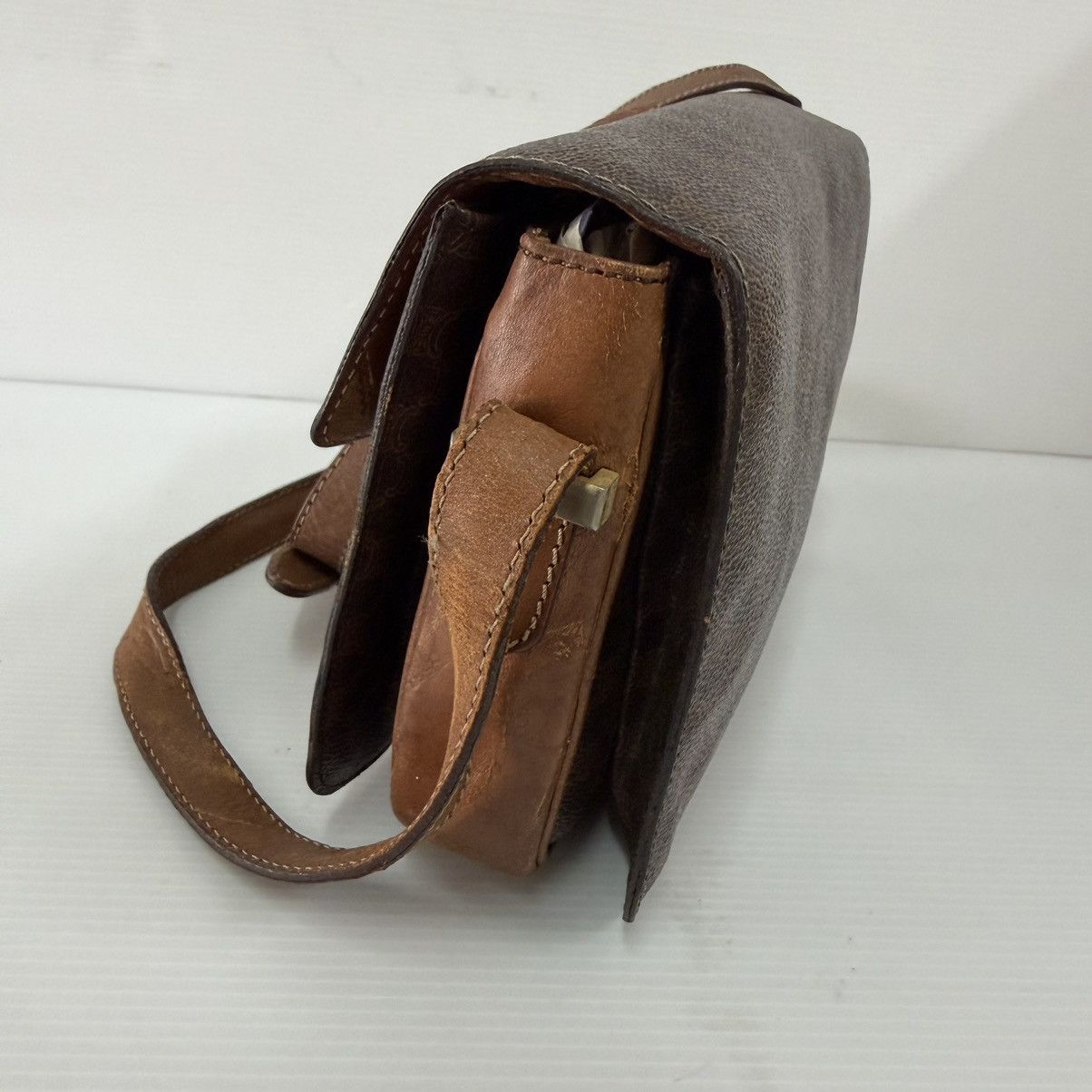 Celine Celine Macadam Box Vintage Sling Bag Size ONE SIZE - 6 Thumbnail