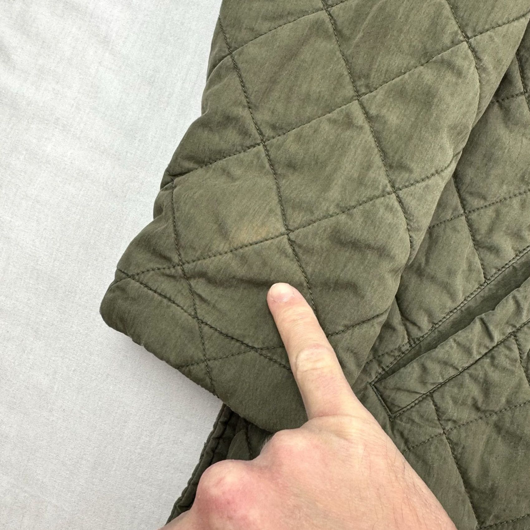 Vintage LL Bean Quilted Thermore Barn Jacket Corduroy Collar Snap Up Womens Small Green Quilted Jacket Womens Small Size S / US 4 / IT 40 - 2 Thumbnail