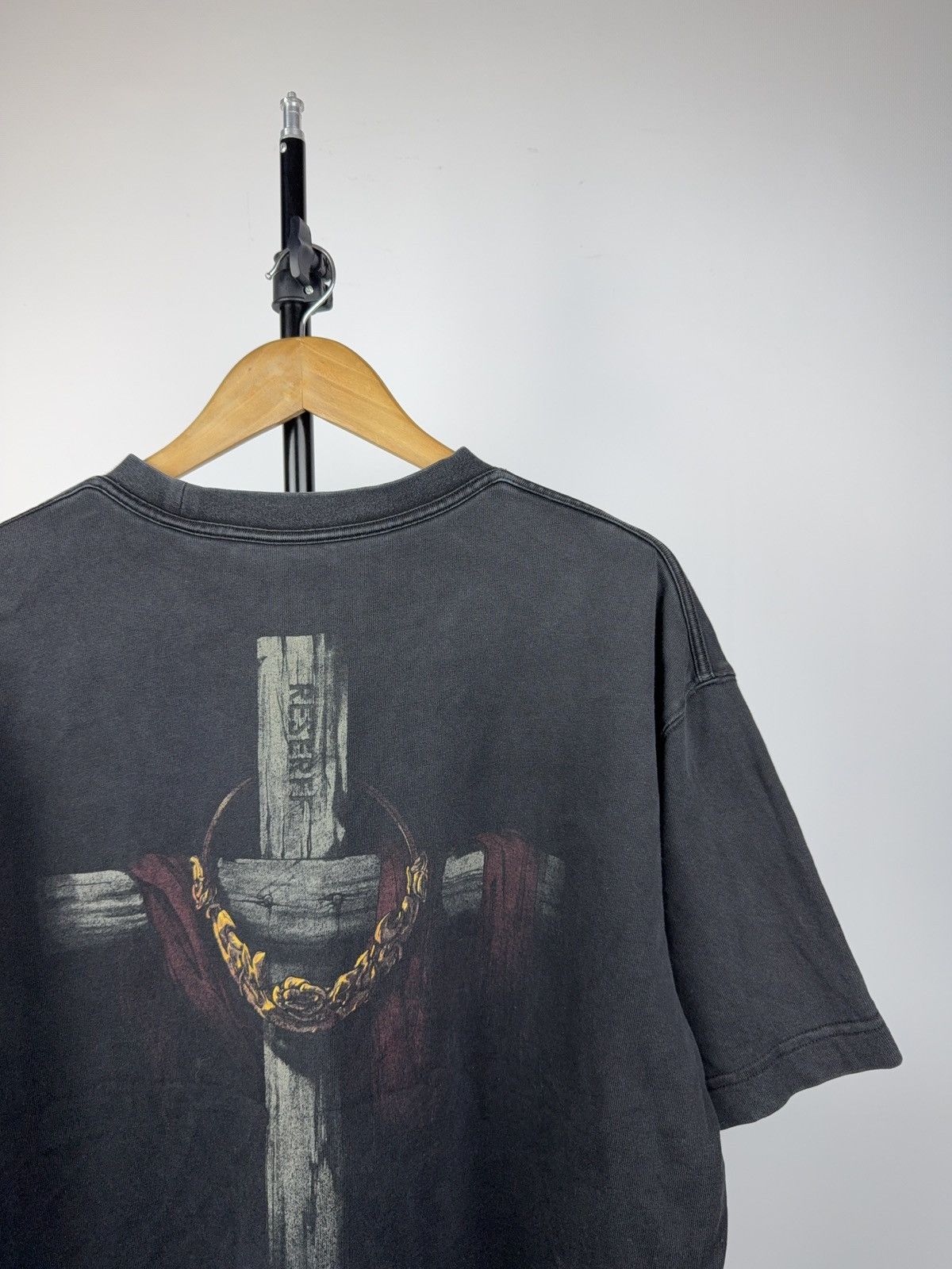 Japanese Brand 00s Reserff “Throne of Mercy” Burning Skeleton Faded Tee L Size US L / EU 52-54 / 3 - 9 Thumbnail