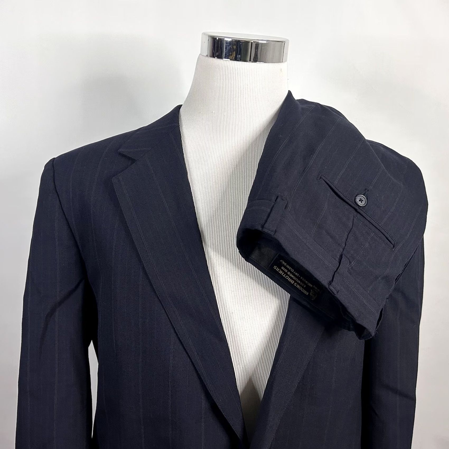 Brooks Brothers VINTAGE Brooks Brothers 44L Suit Size 44R - 2 Thumbnail