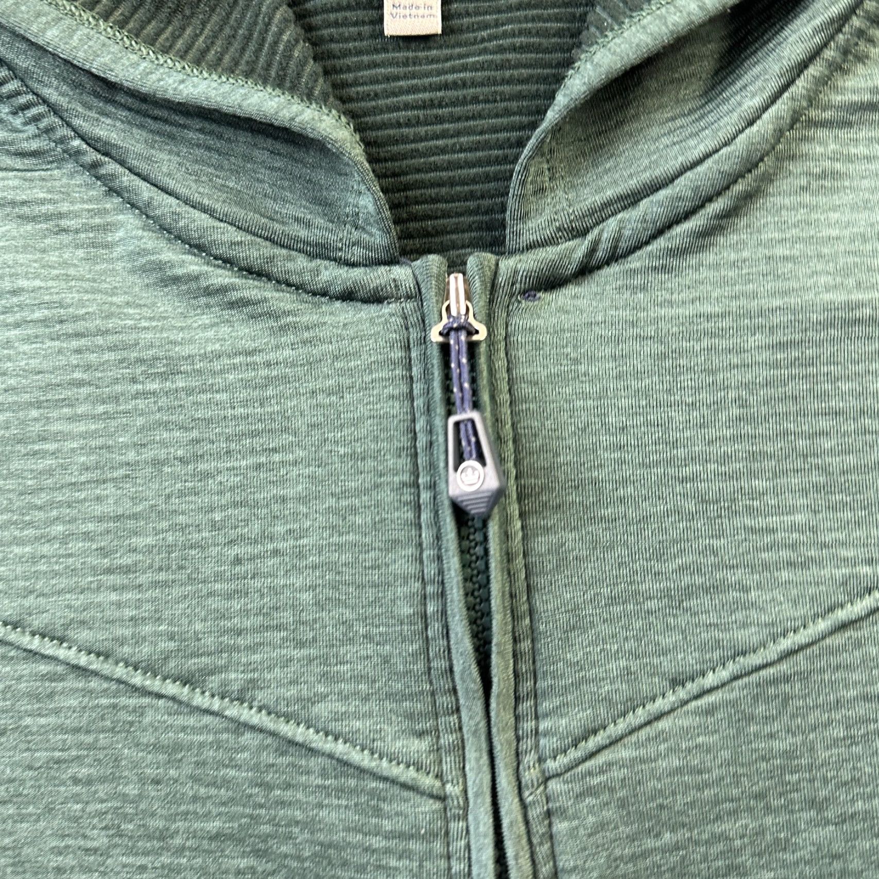 Peter Millar Peter Millar Hoodie Mens Large Green Crown Sport Beaumont Performance Golf Size US L / EU 52-54 / 3 - 4 Thumbnail