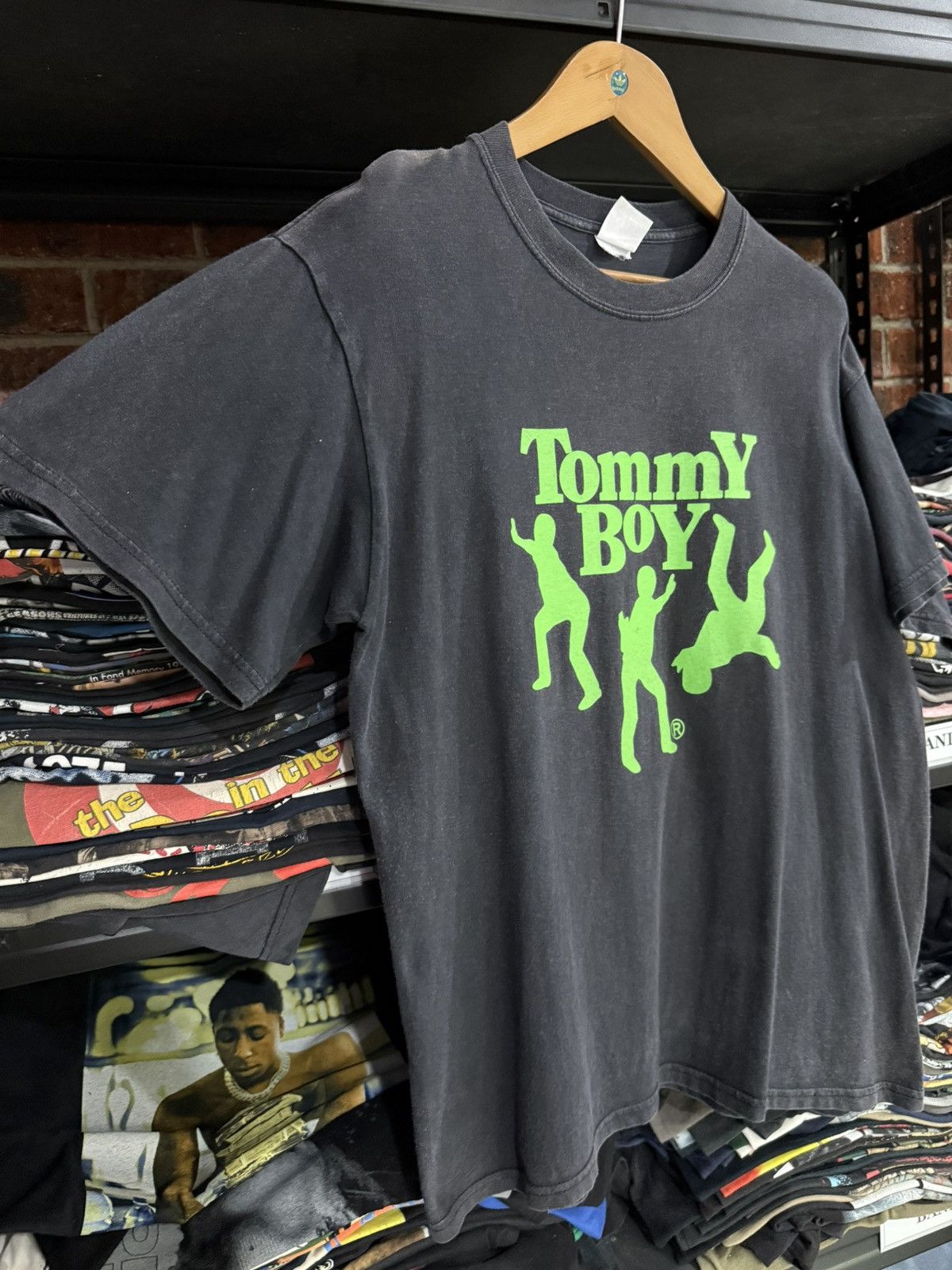 Band Tees × Rap Tees × Vintage Thrashed Vintage Tommy Boy Record Hip Hop Sun Faded Tee Size US L / EU 52-54 / 3 - 6 Thumbnail