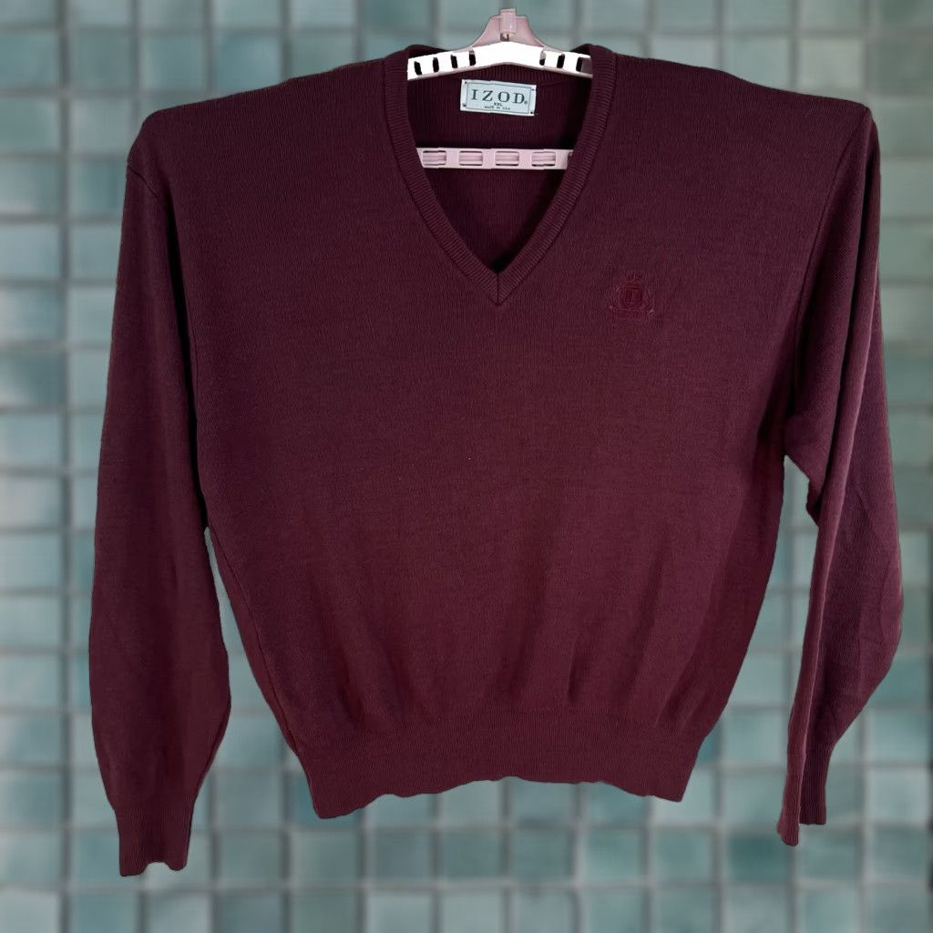 Izod VTG IZOD V-Neck Sweater Mens 2XL Maroon Knit Pullover USA Made Vintage Regular Fit Long Sleeve USA Theme Size US XXL / EU 58 / 5 - 1 Thumbnail